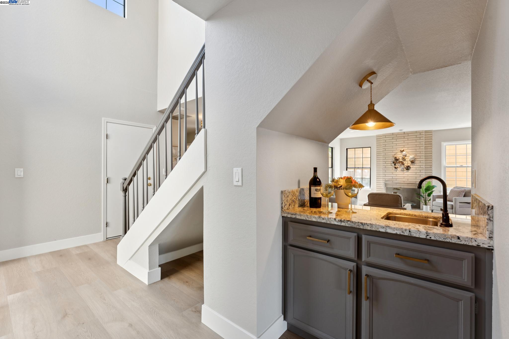 111 Capetown Dr