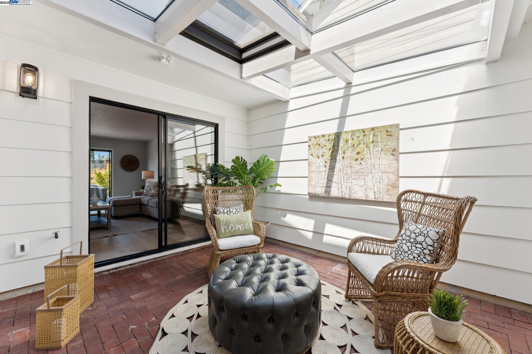 111 Capetown Dr