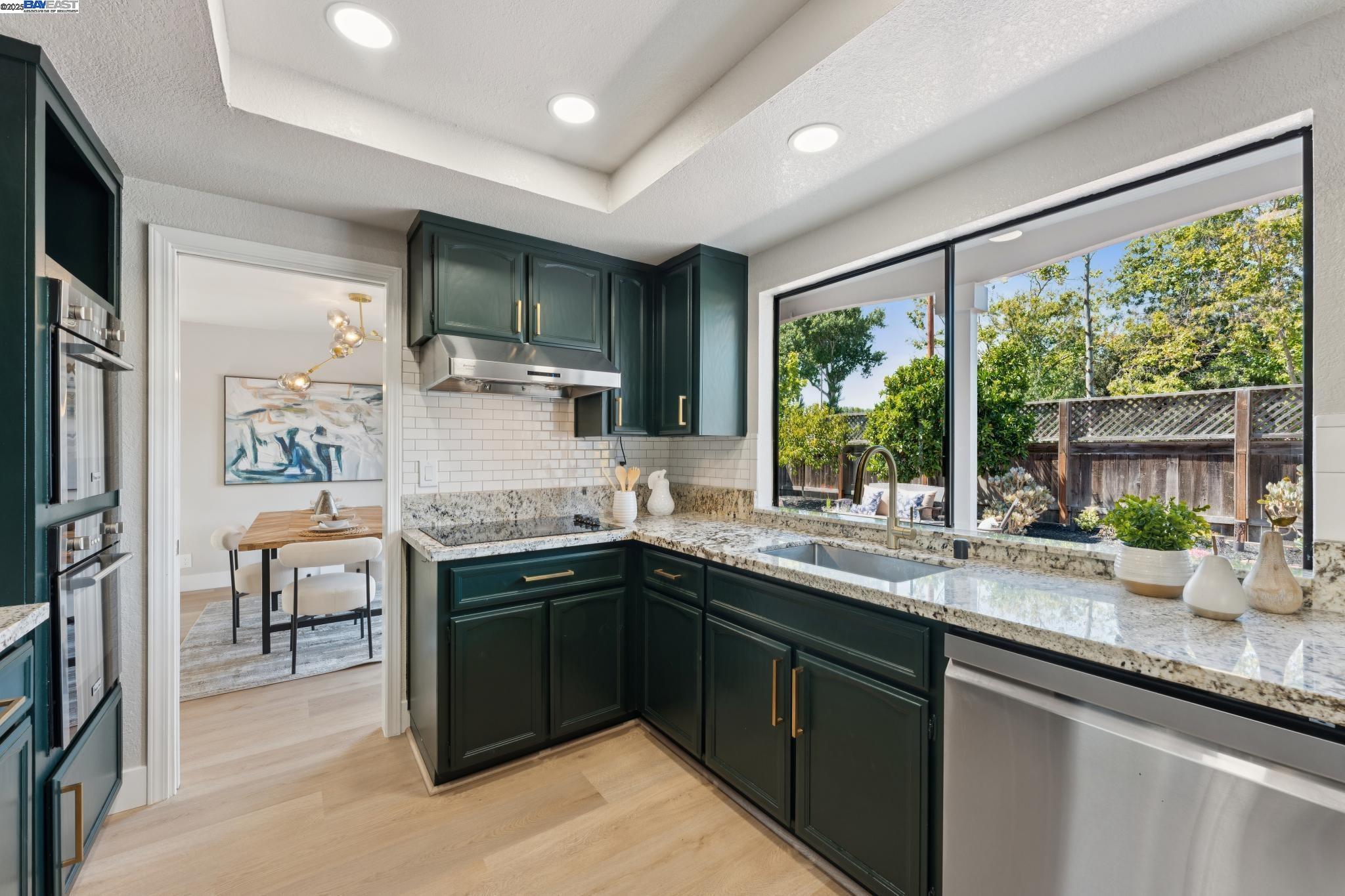 111 Capetown Dr