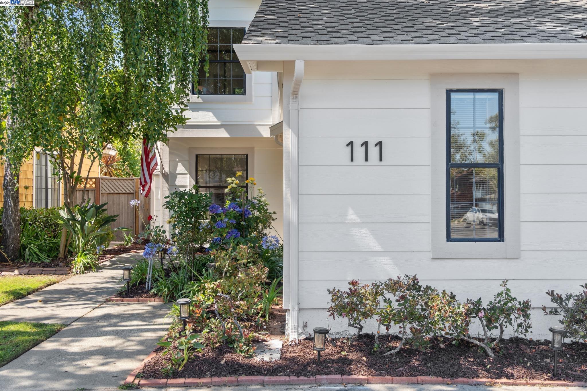 111 Capetown Dr