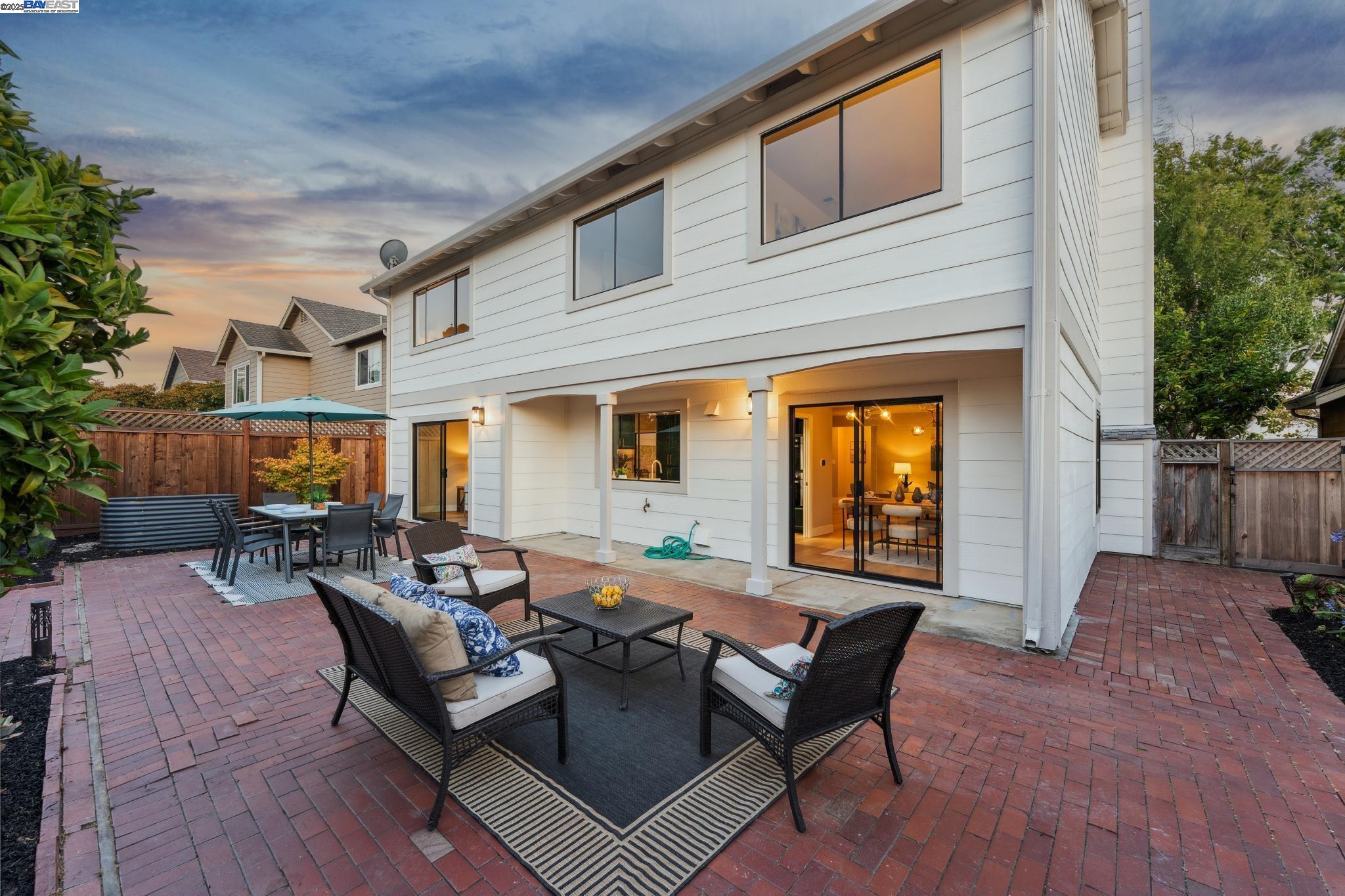 111 Capetown Dr