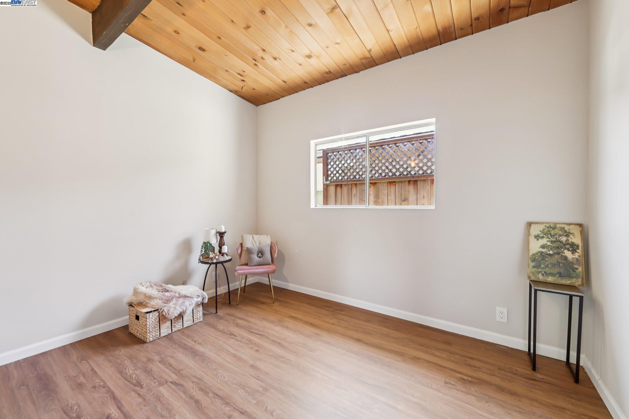 1213 Rosewood Way