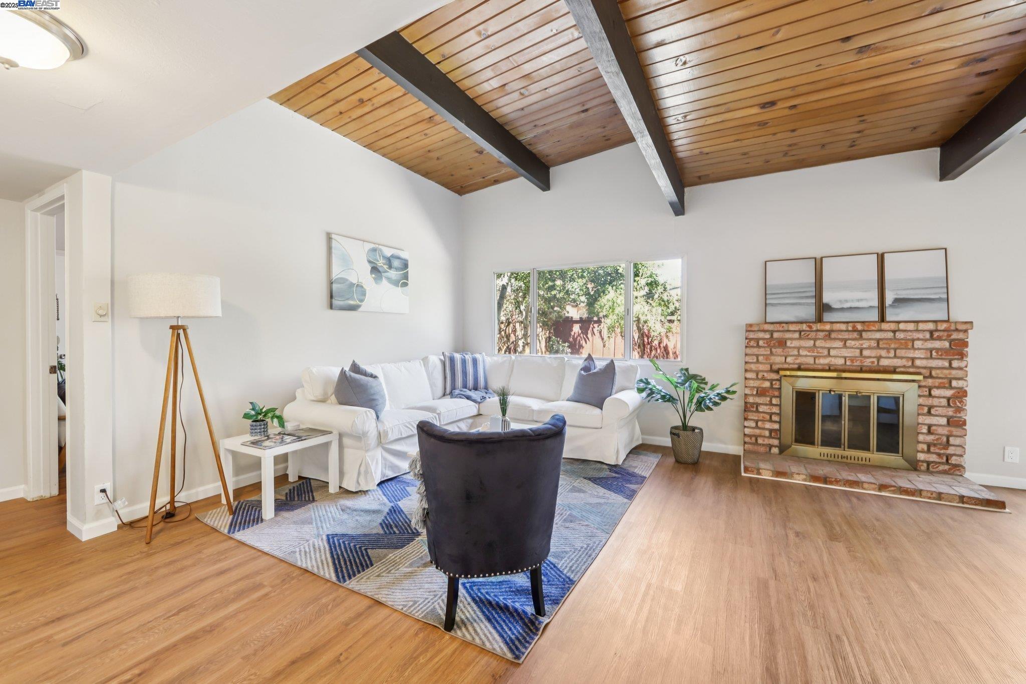 1213 Rosewood Way