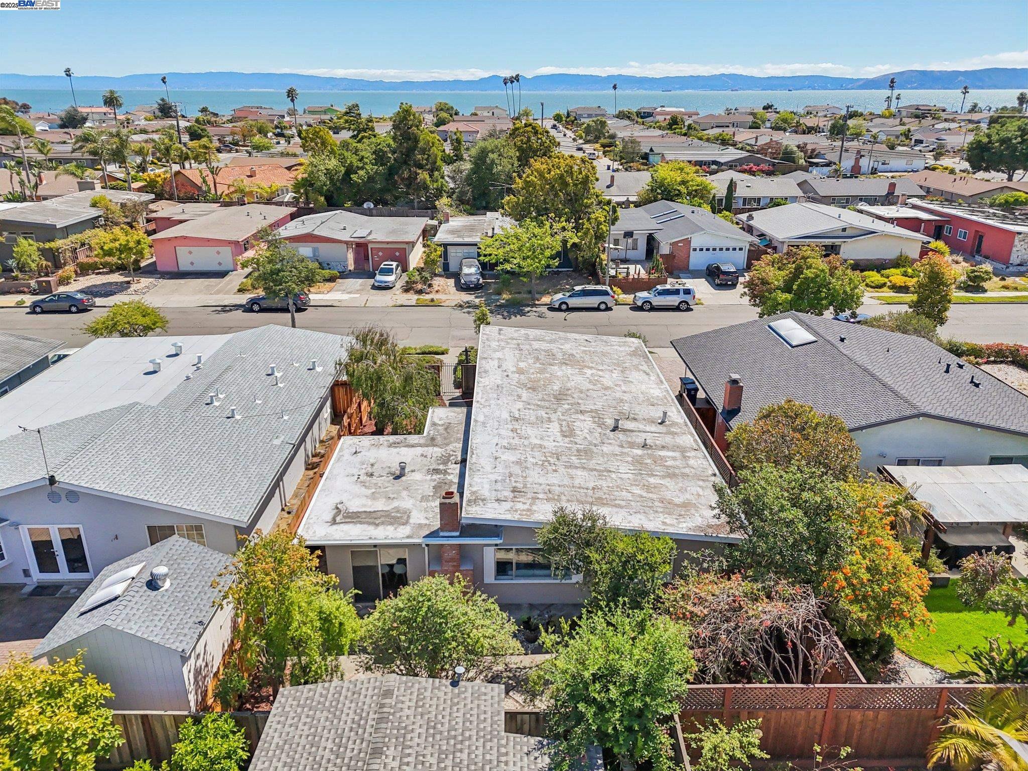 1213 Rosewood Way