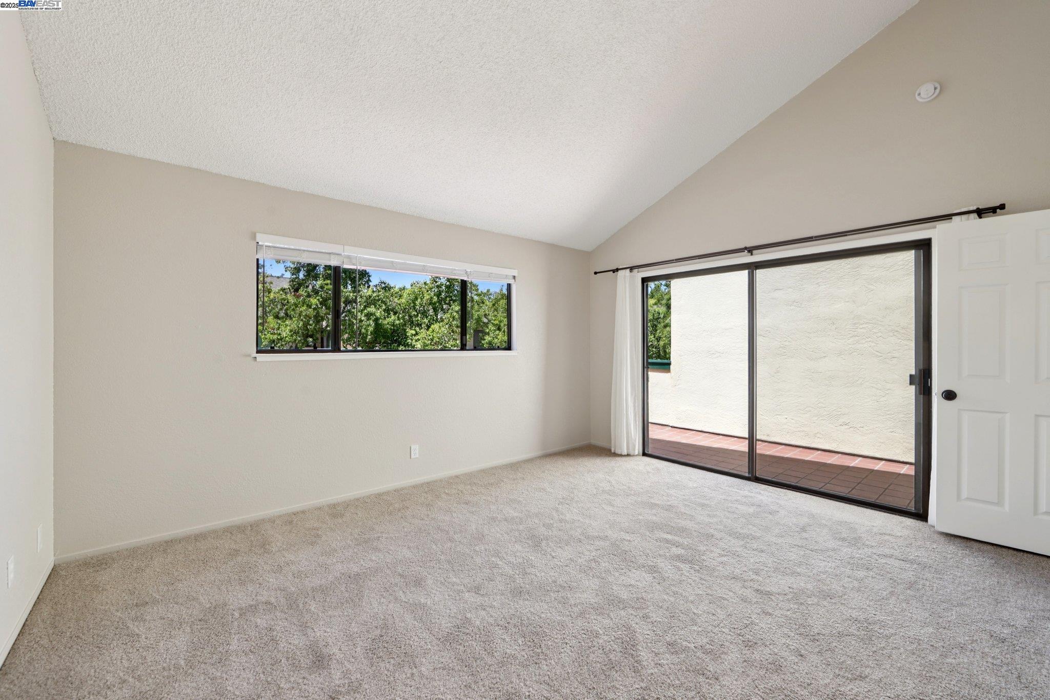 105 Carob Ln