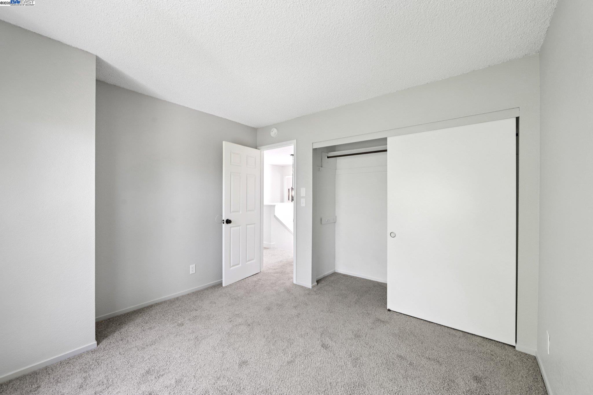 105 Carob Ln