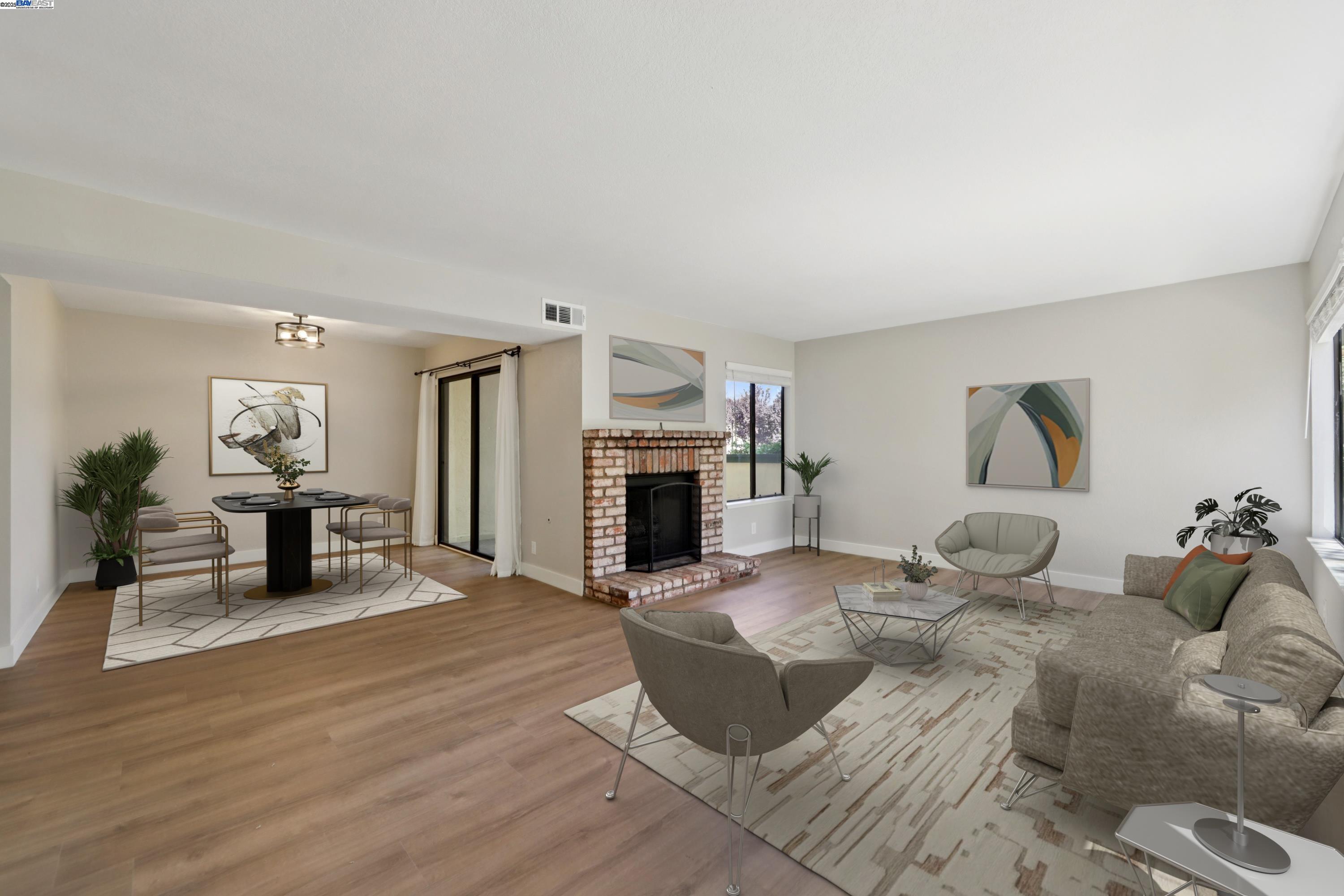 105 Carob Ln