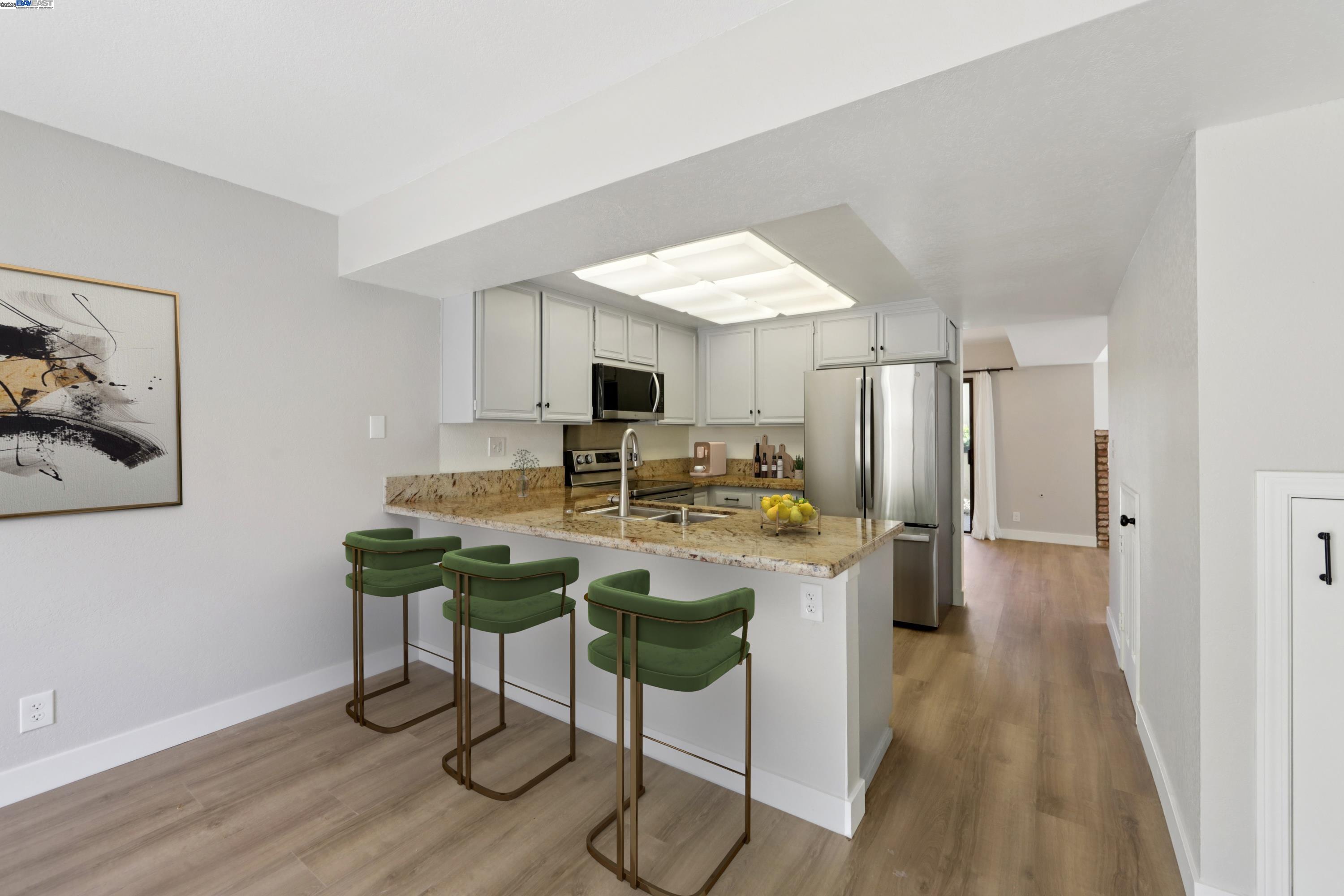 105 Carob Ln