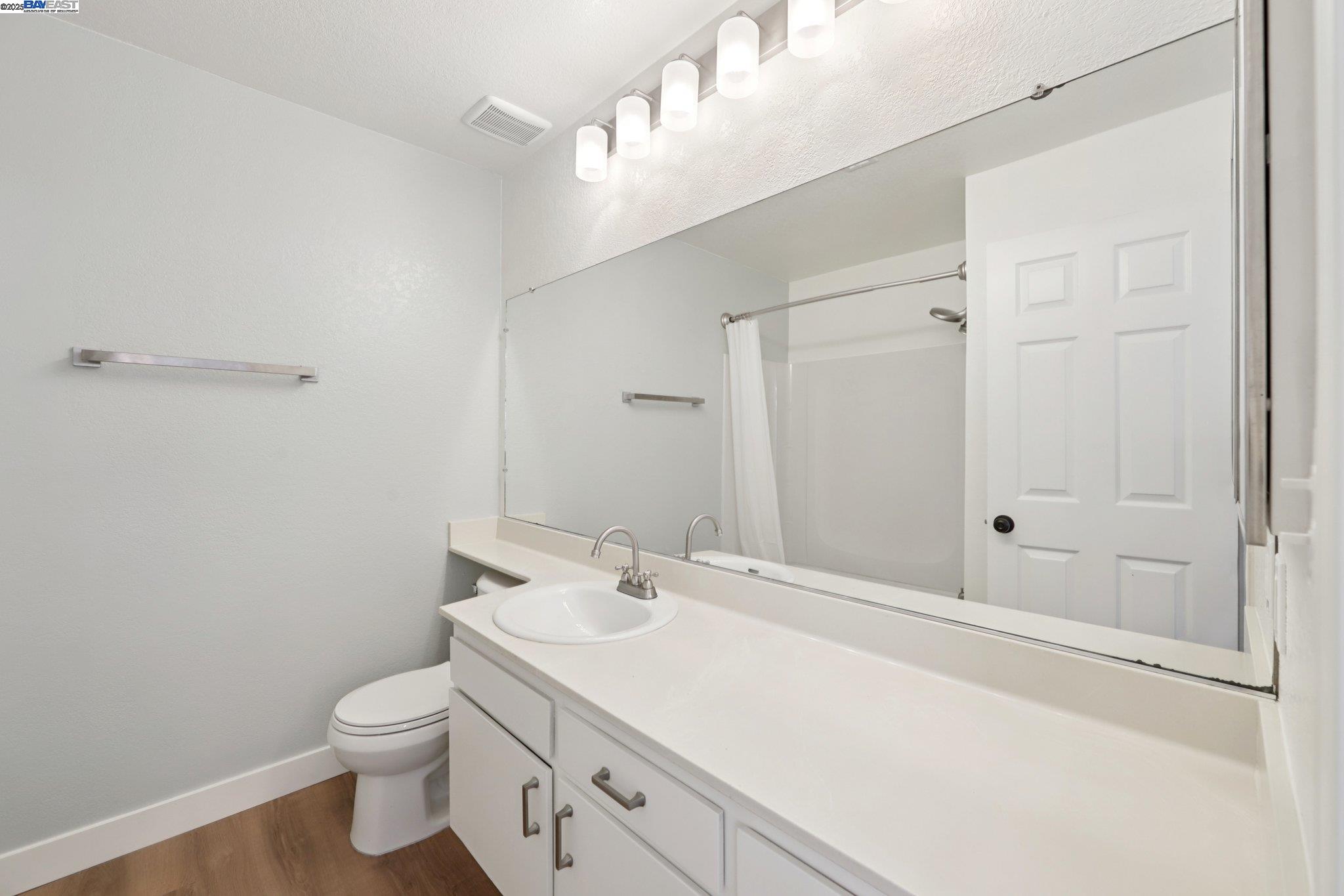 105 Carob Ln
