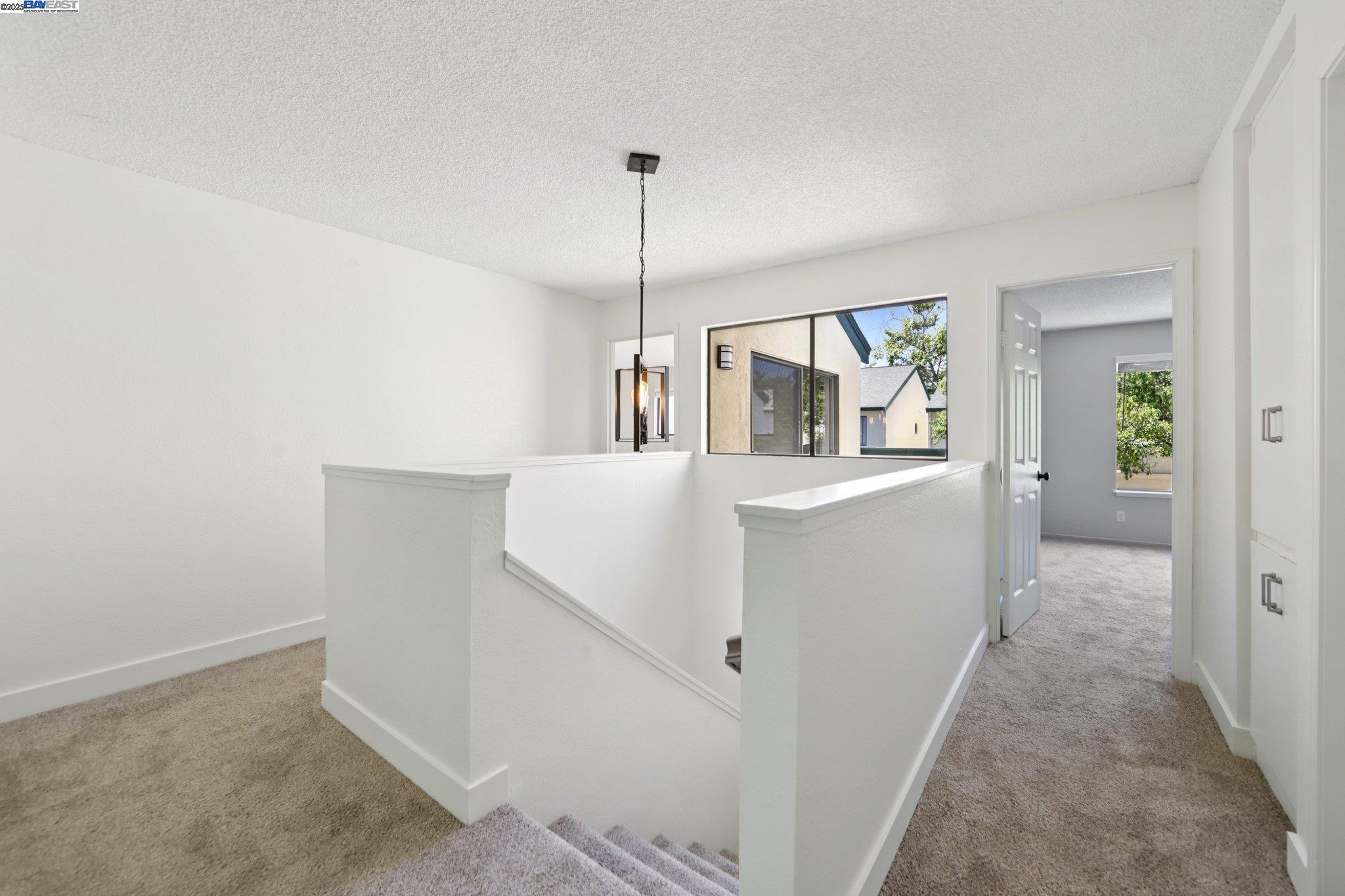 105 Carob Ln