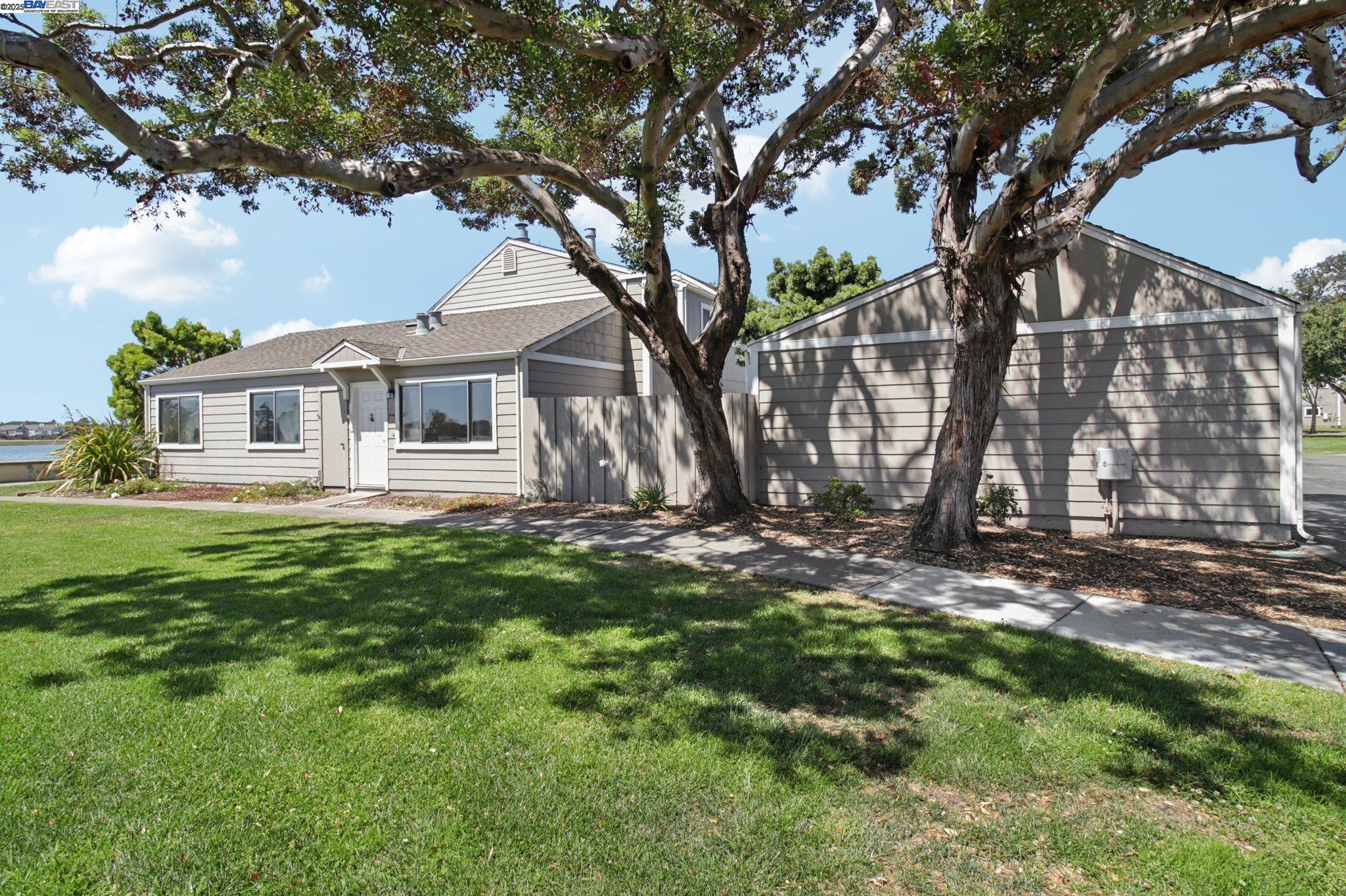 3224 Ravens Cove Ln