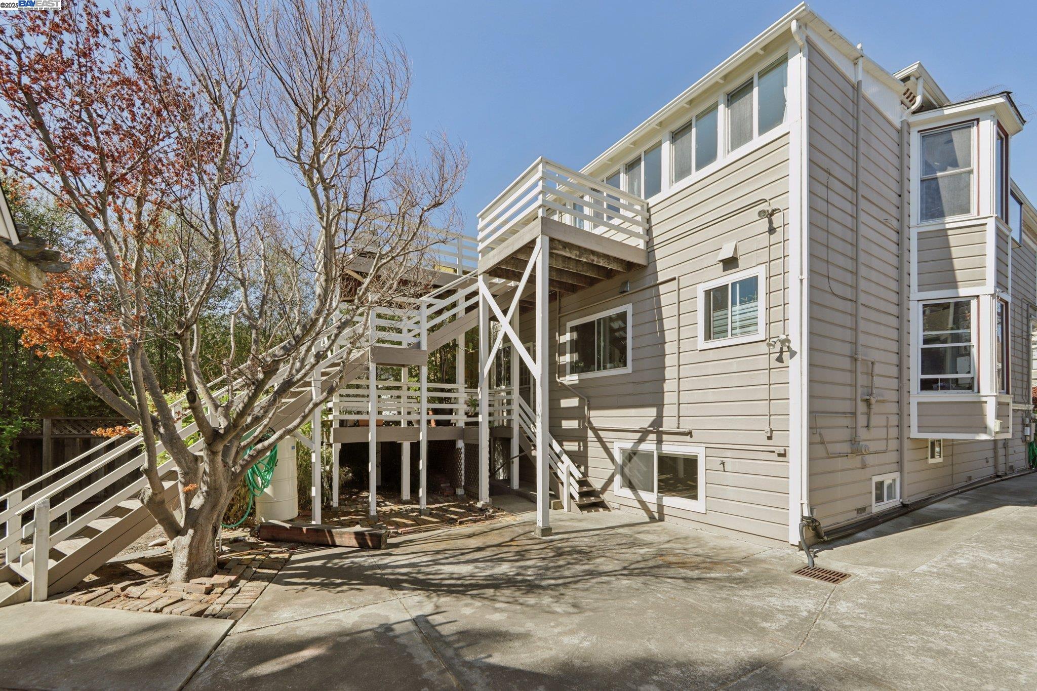 1812 San Antonio Avenue