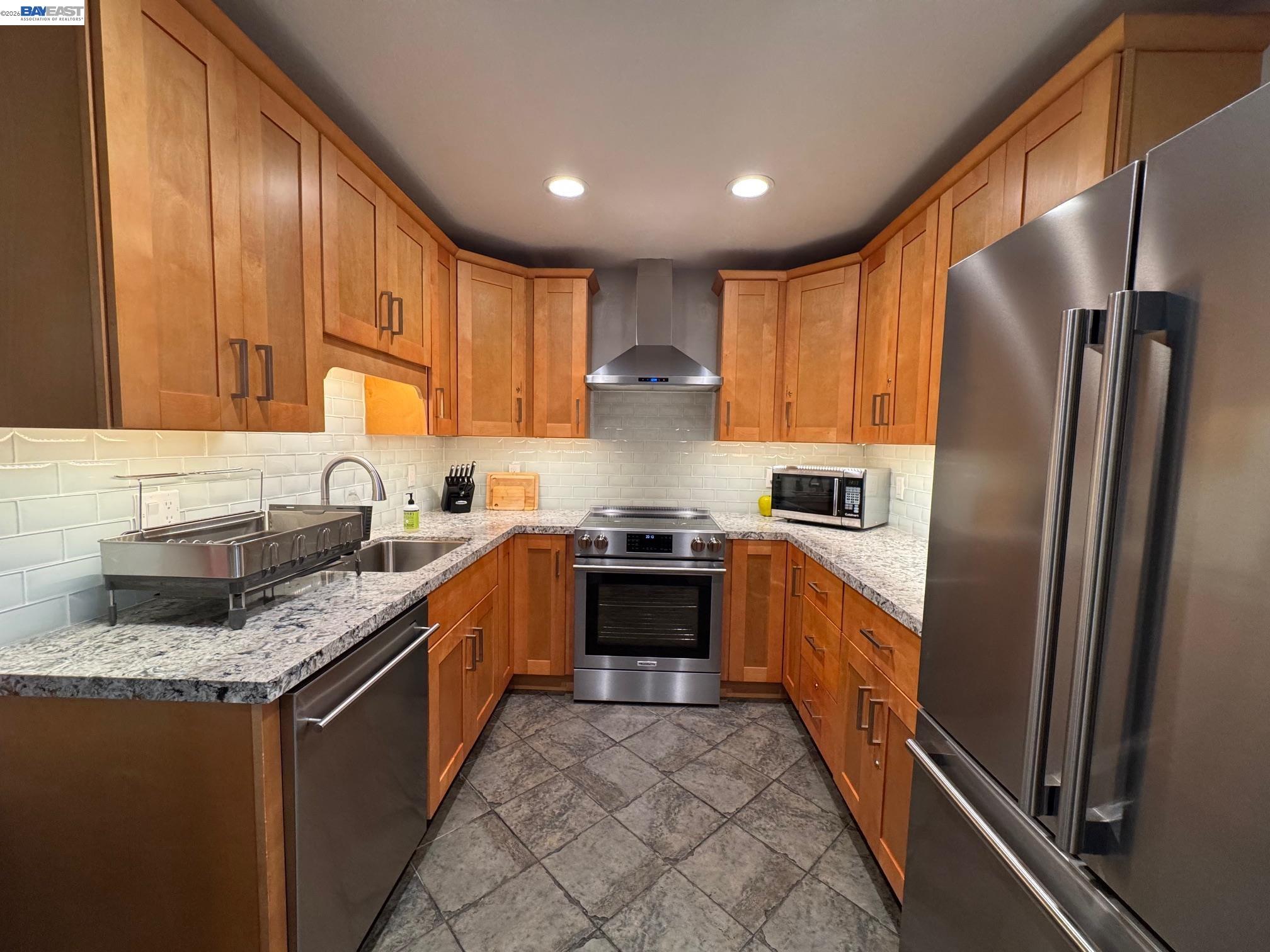 630 Canyon Oaks Drive # D