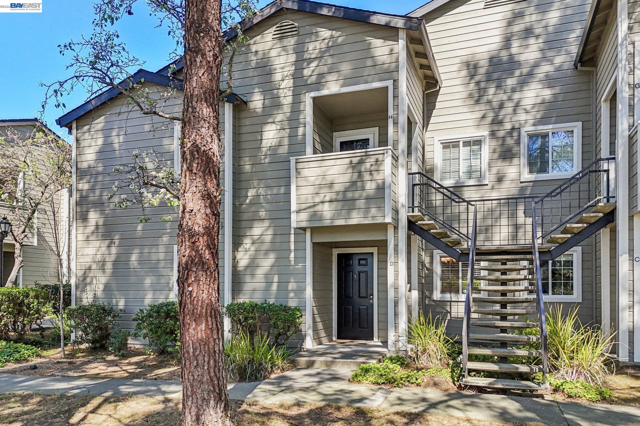 630 Canyon Oaks Drive # D