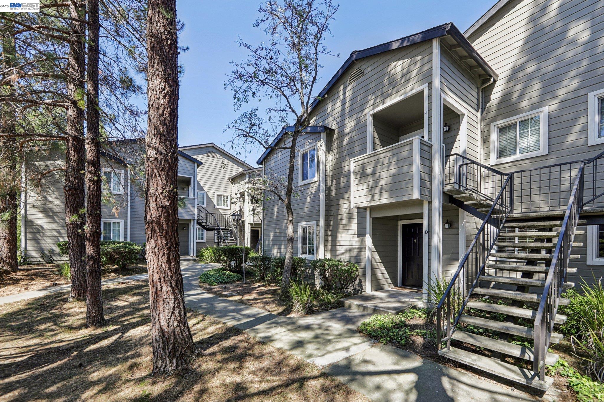 630 Canyon Oaks Drive # D