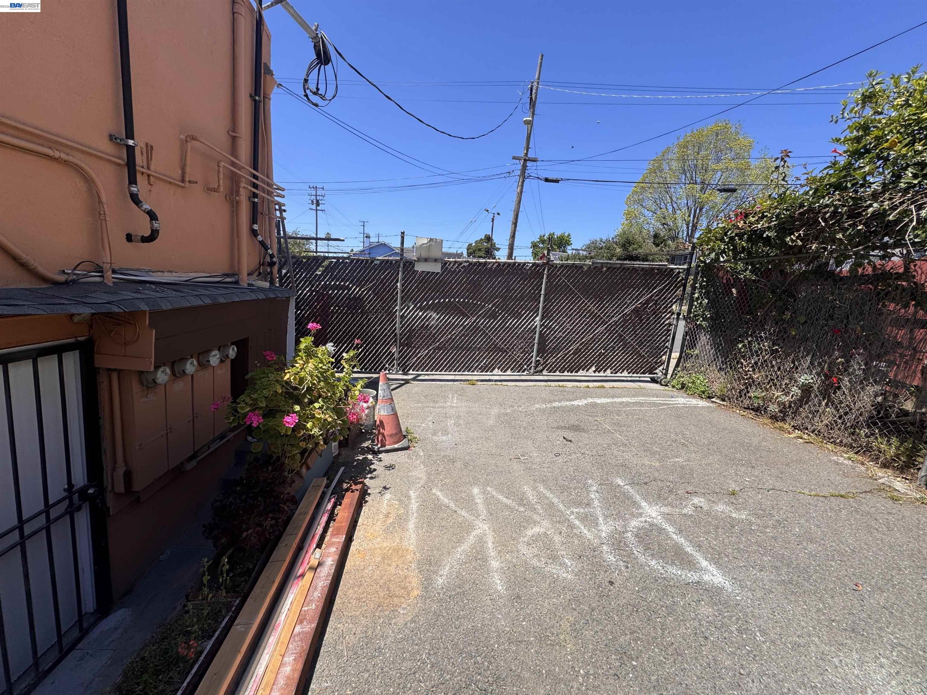 4200 Foothill Blvd