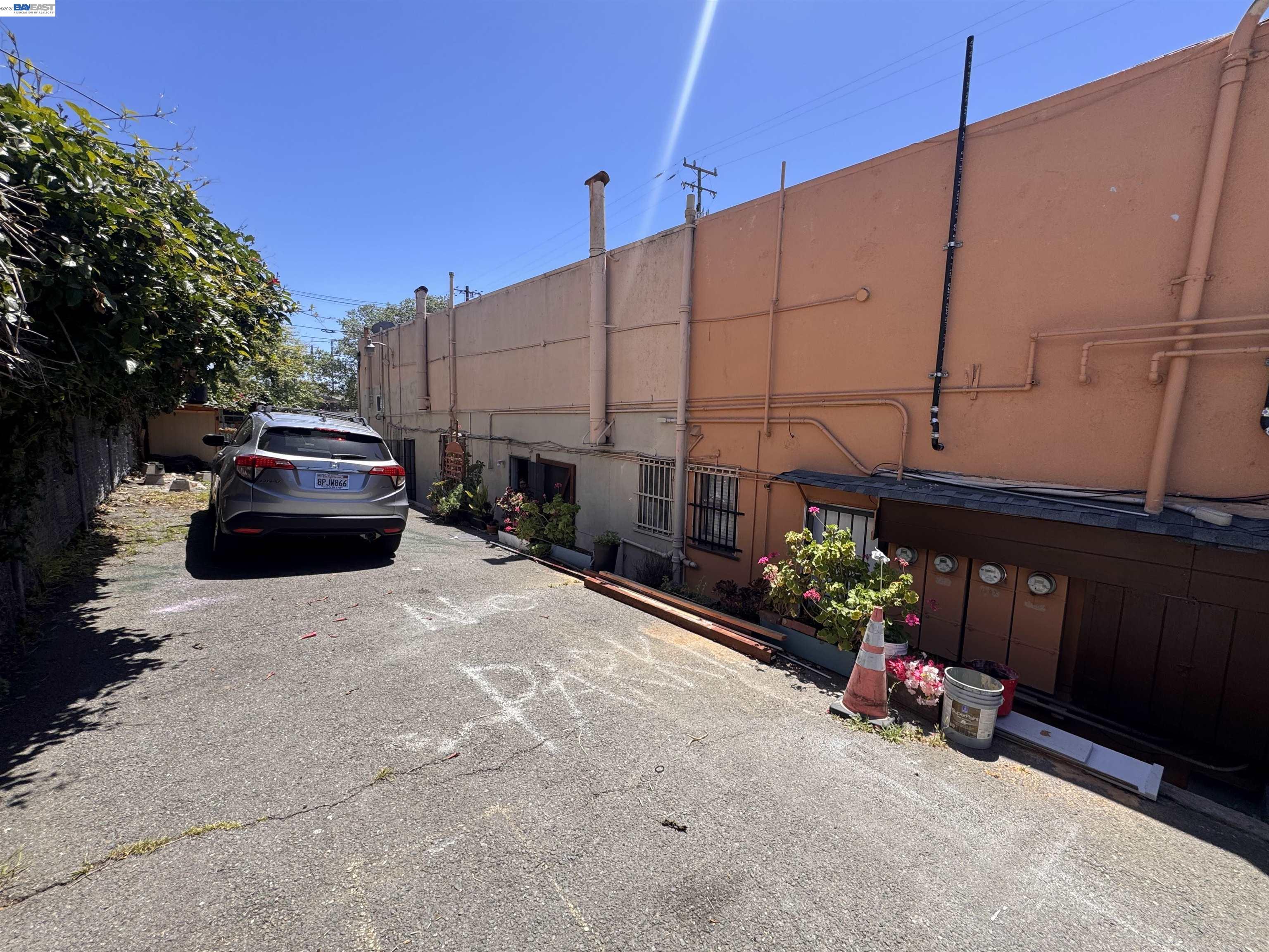4200 Foothill Blvd