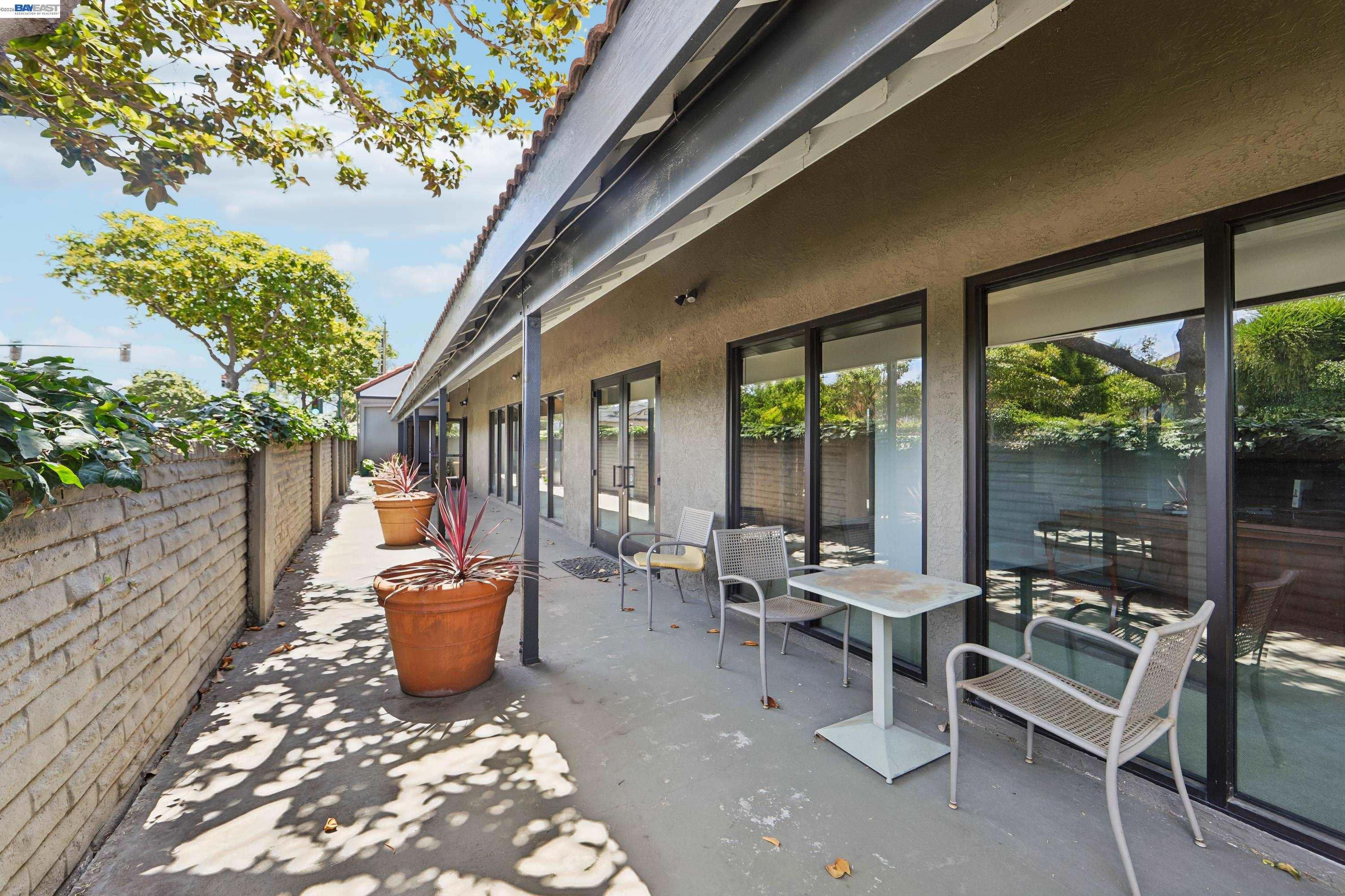 745 Buena Vista Avenue