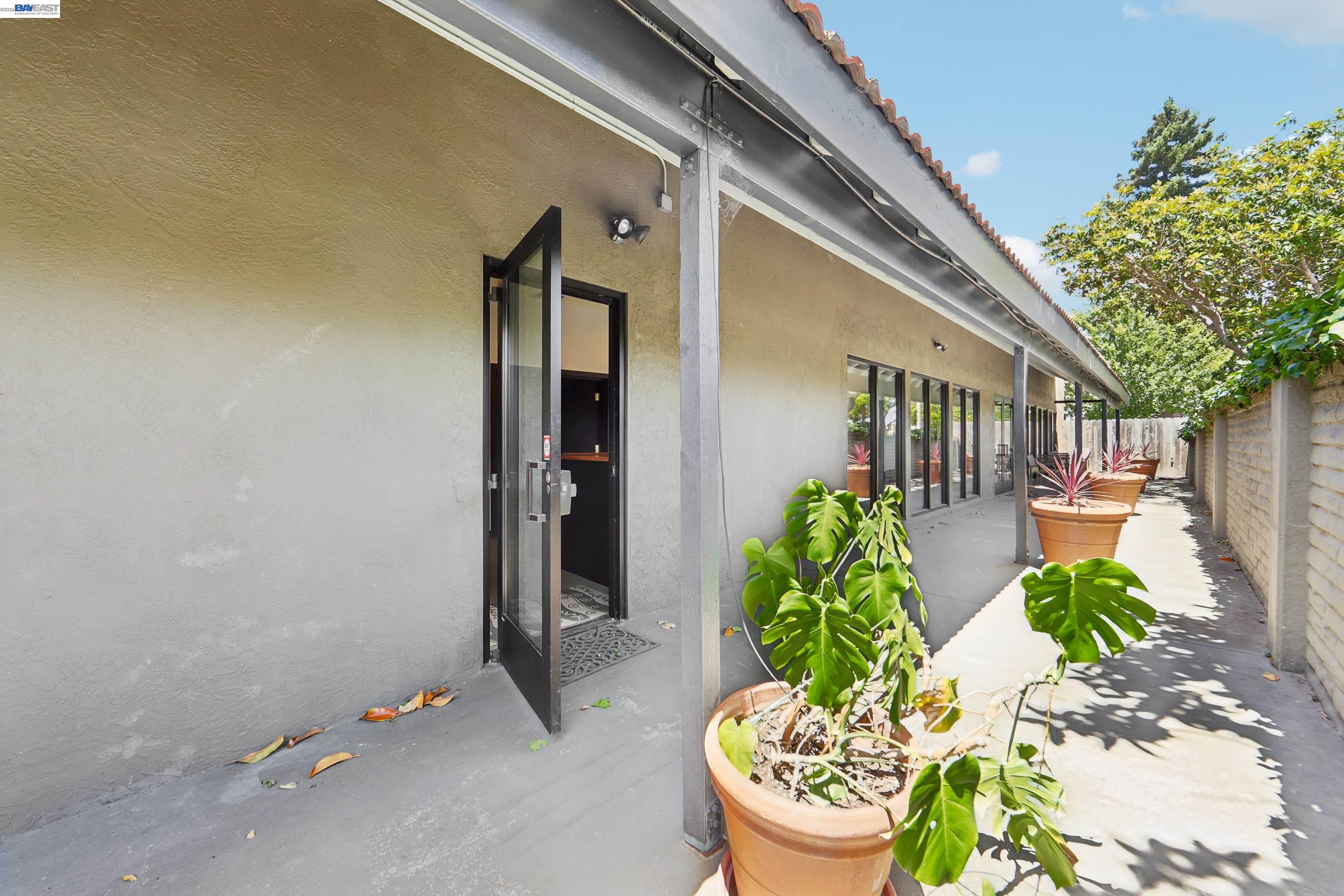 745 Buena Vista Avenue