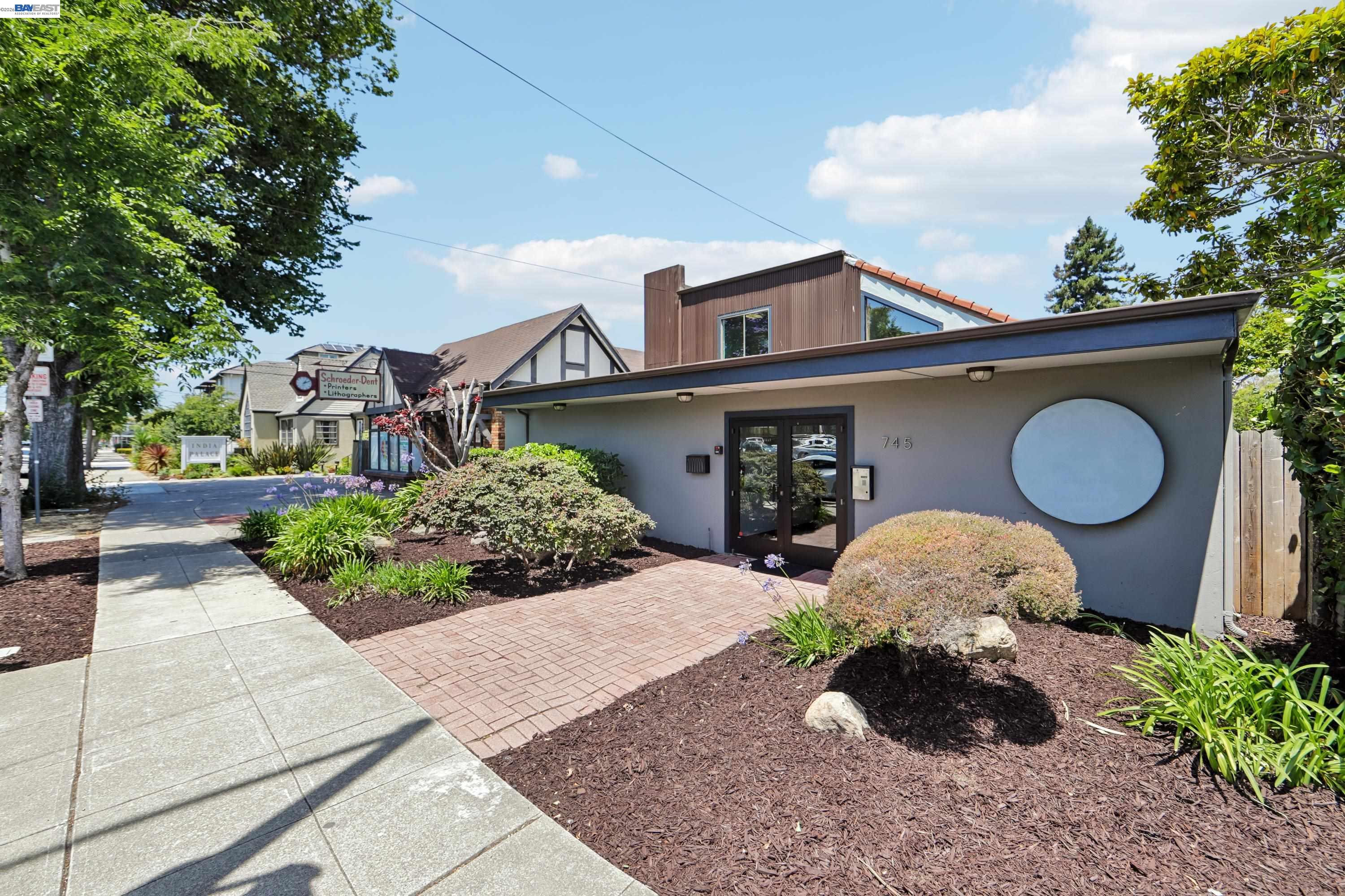 745 Buena Vista Avenue