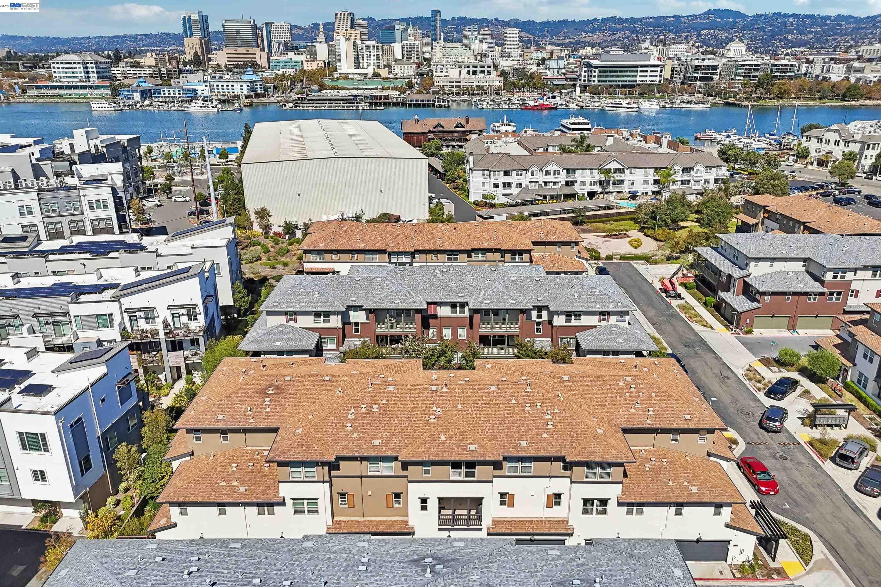 457 Diller Street