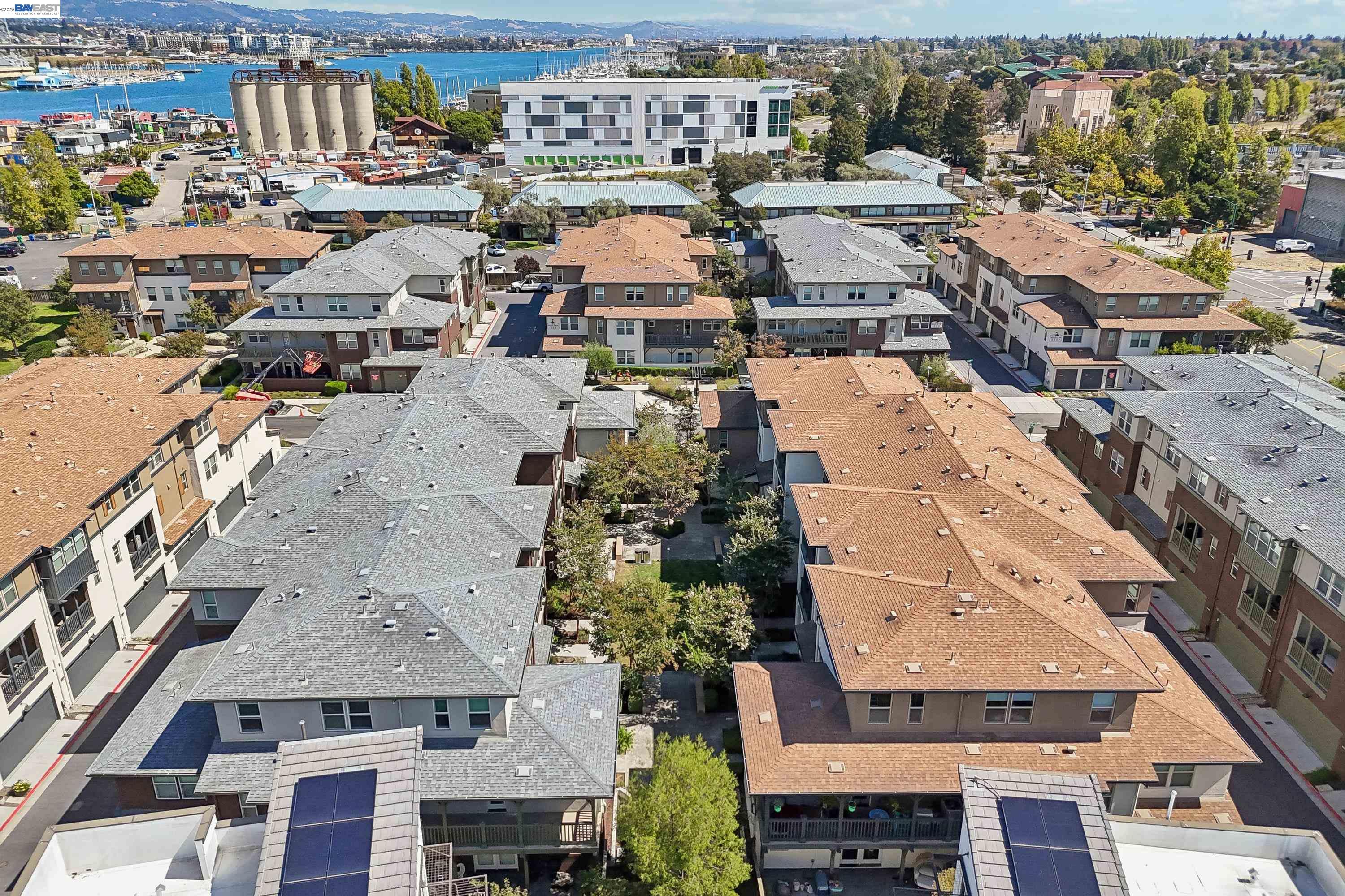 457 Diller Street