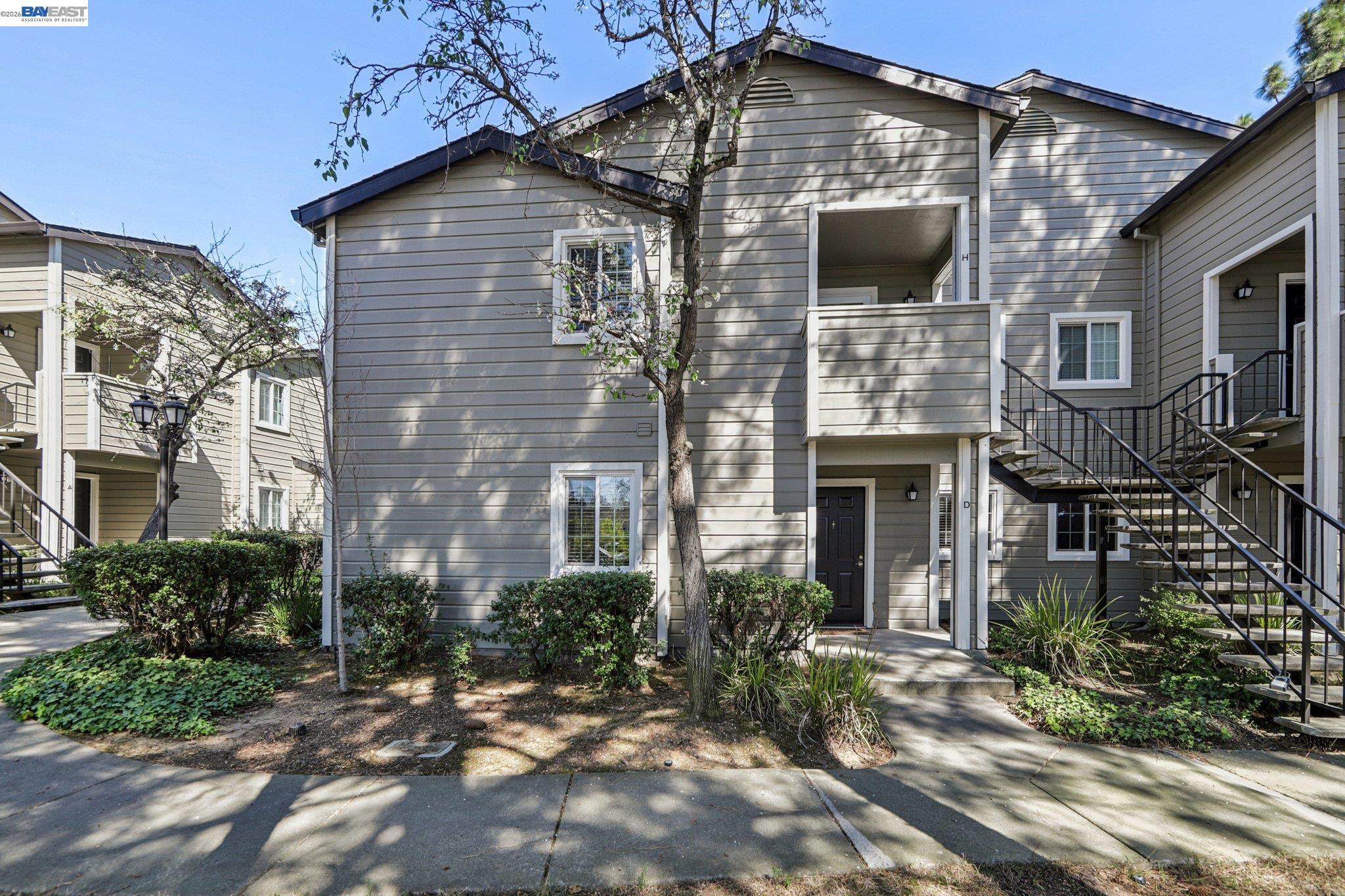 630 Canyon Oaks Drive # D