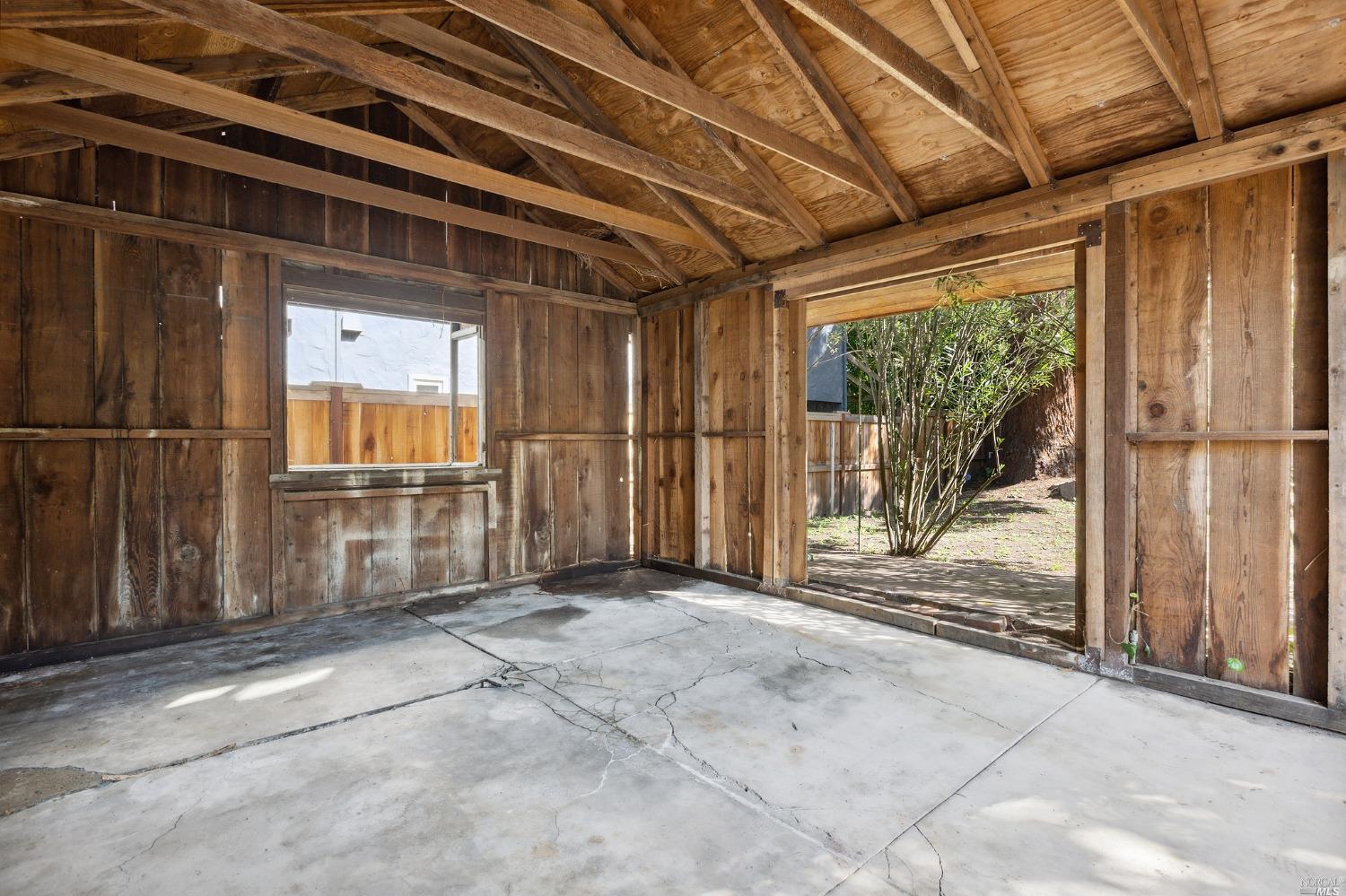 707 W D Street