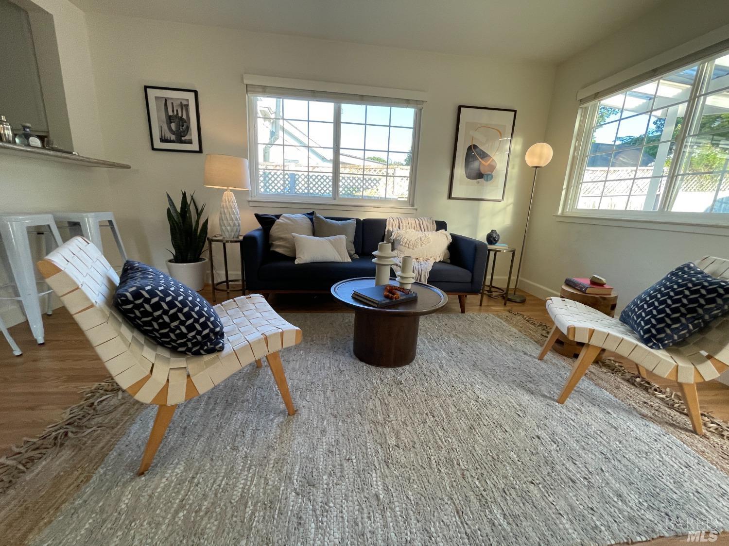 637 Baker Street