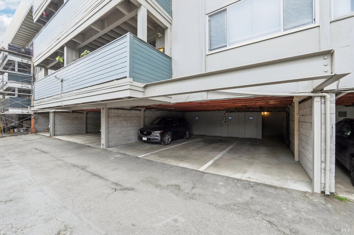 290 Via Casitas # 206