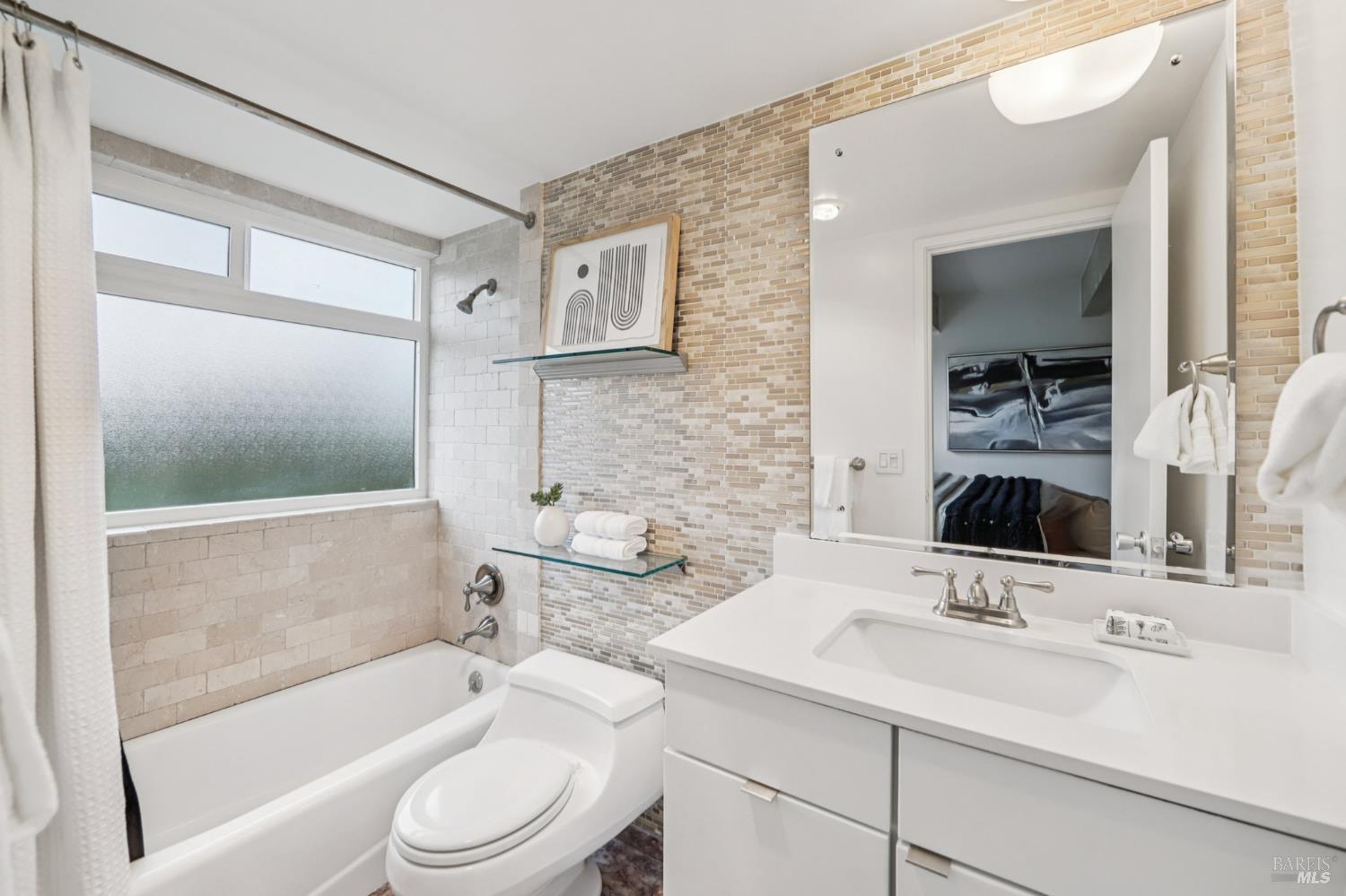 290 Via Casitas # 206