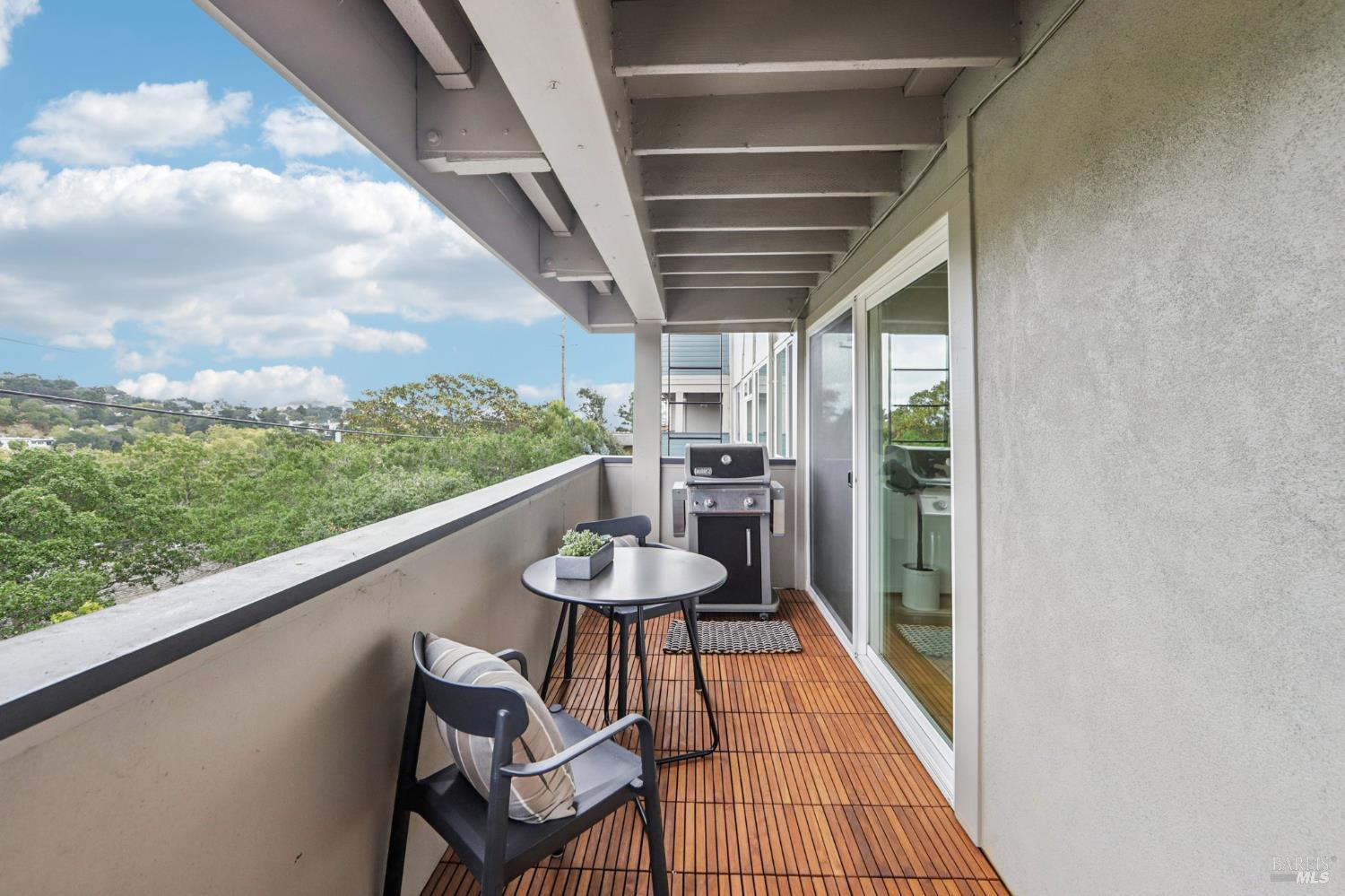 290 Via Casitas # 206