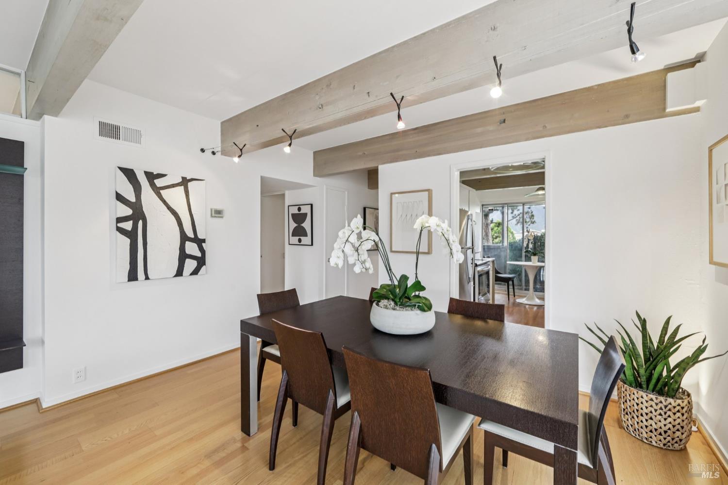 290 Via Casitas # 206