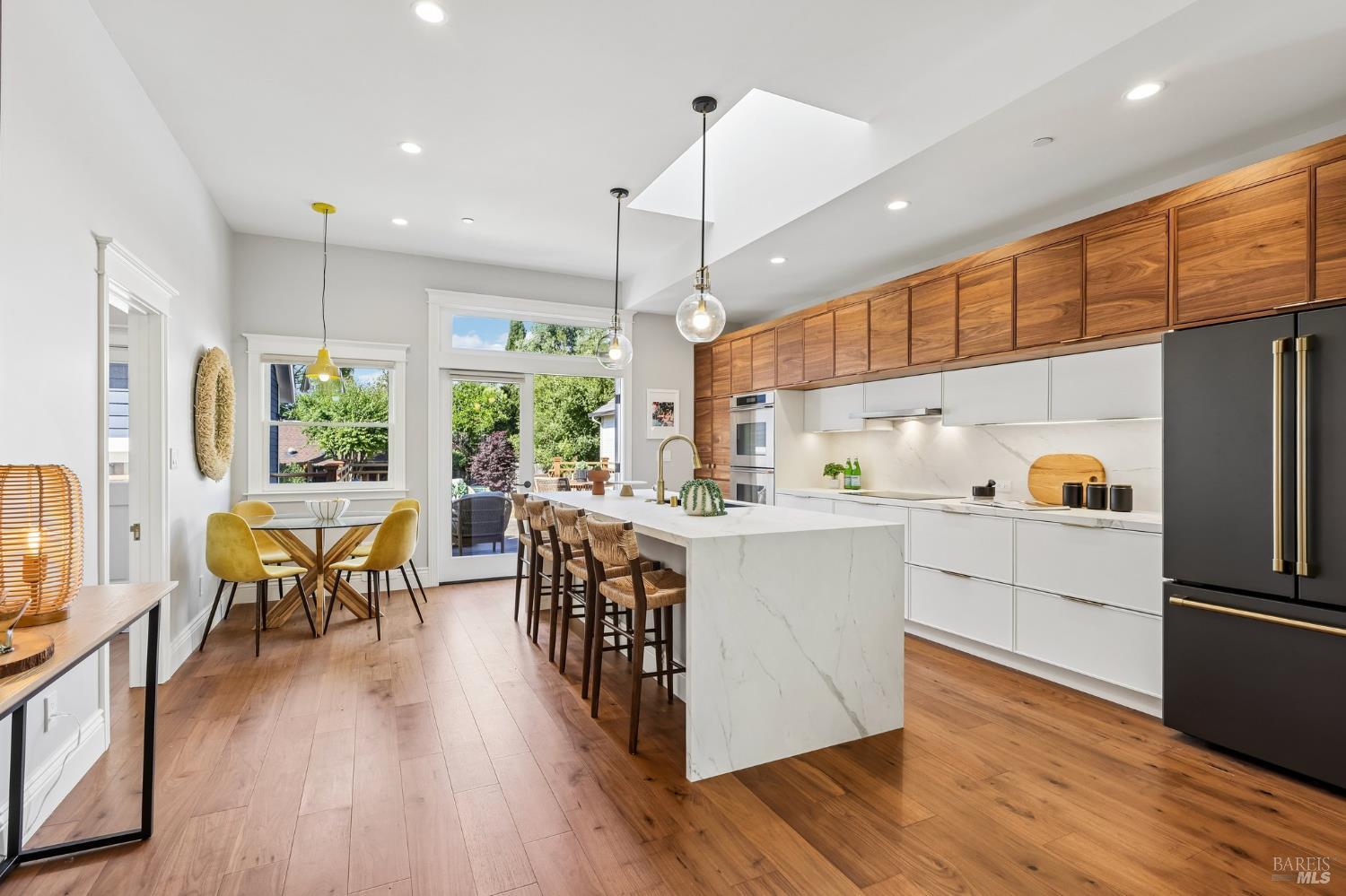 107 6th Street