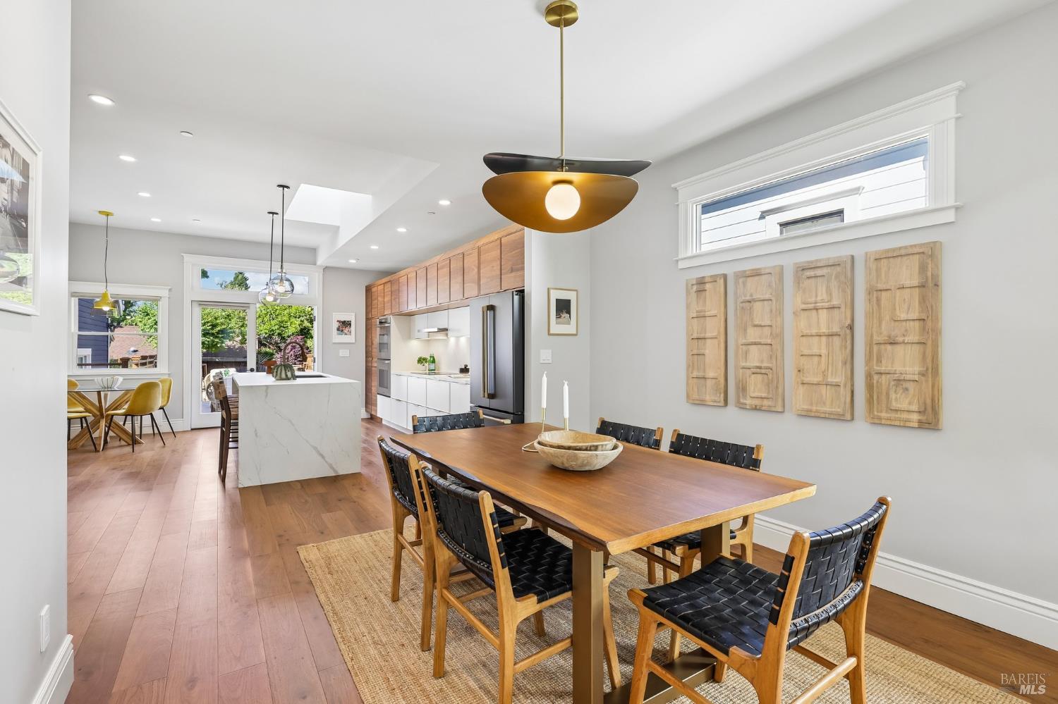 107 6th Street