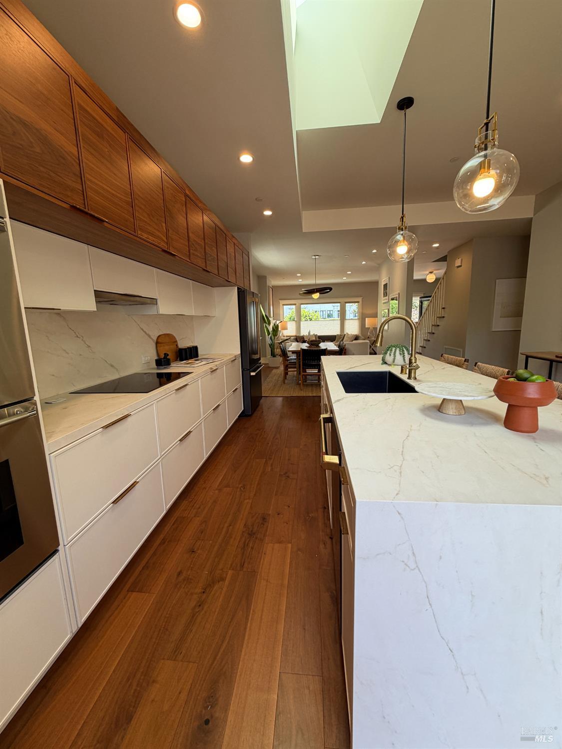 107 6th Street