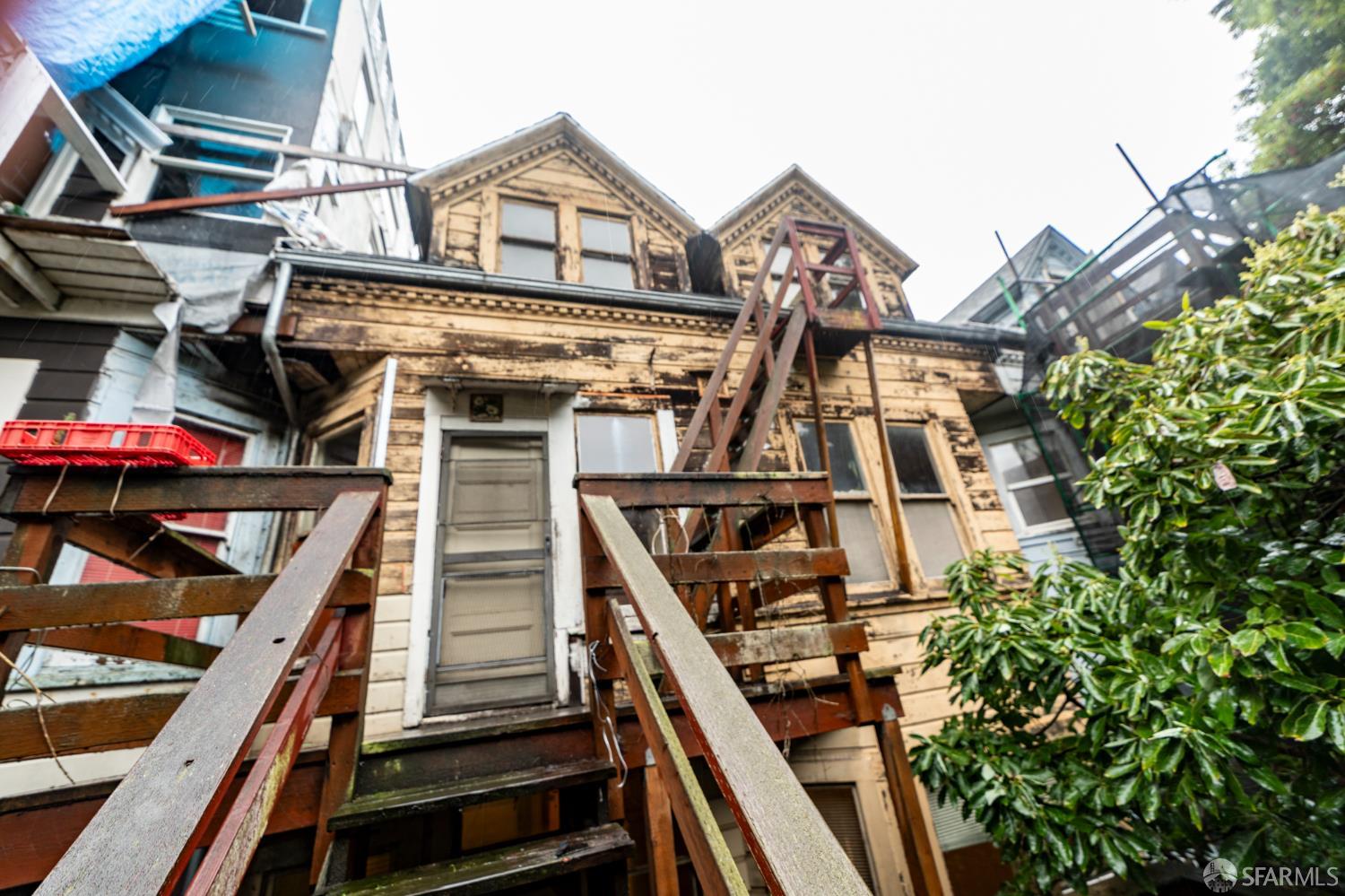 412-414 Central Avenue