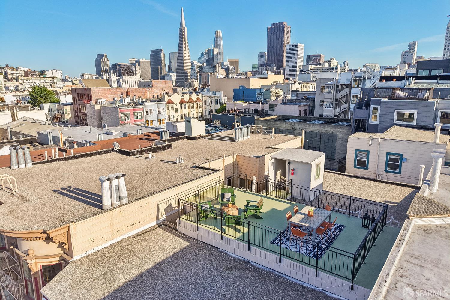 735 Union Street