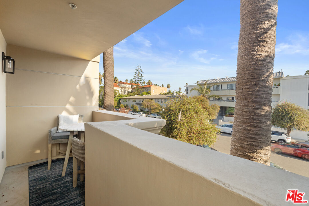 1032 3rd St Unit: 101