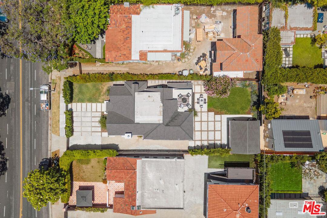 740 N Crescent Heights Blvd