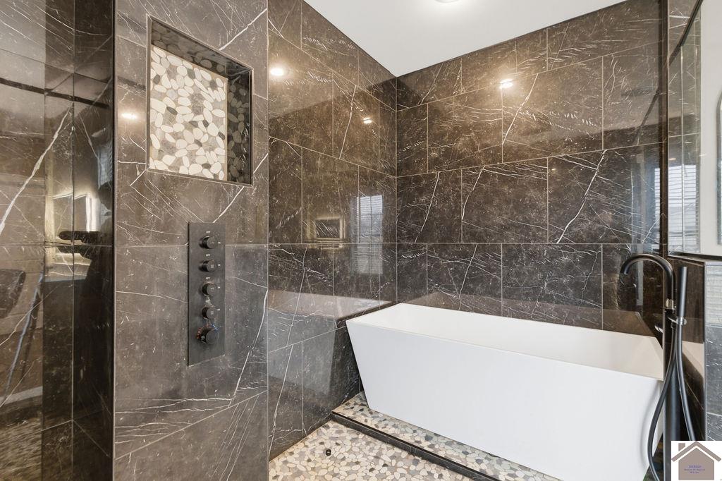 230 AYLY Estates Drive