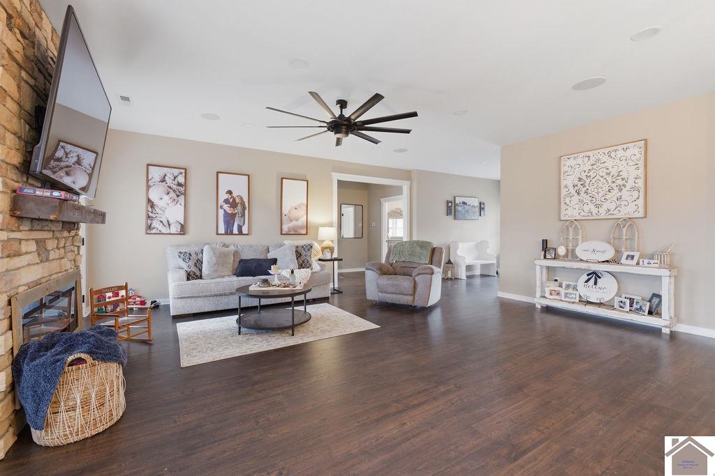 230 AYLY Estates Drive