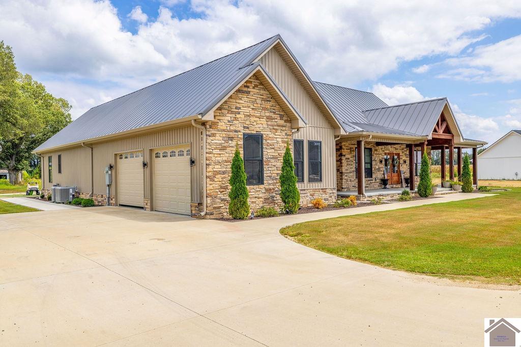 230 AYLY Estates Drive