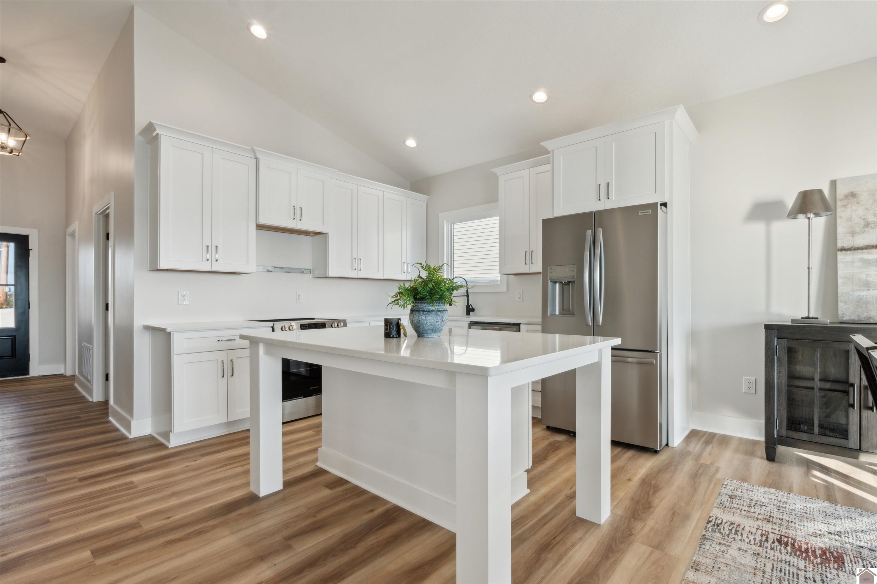 631 Sherwood Drive Unit: TRACT 1