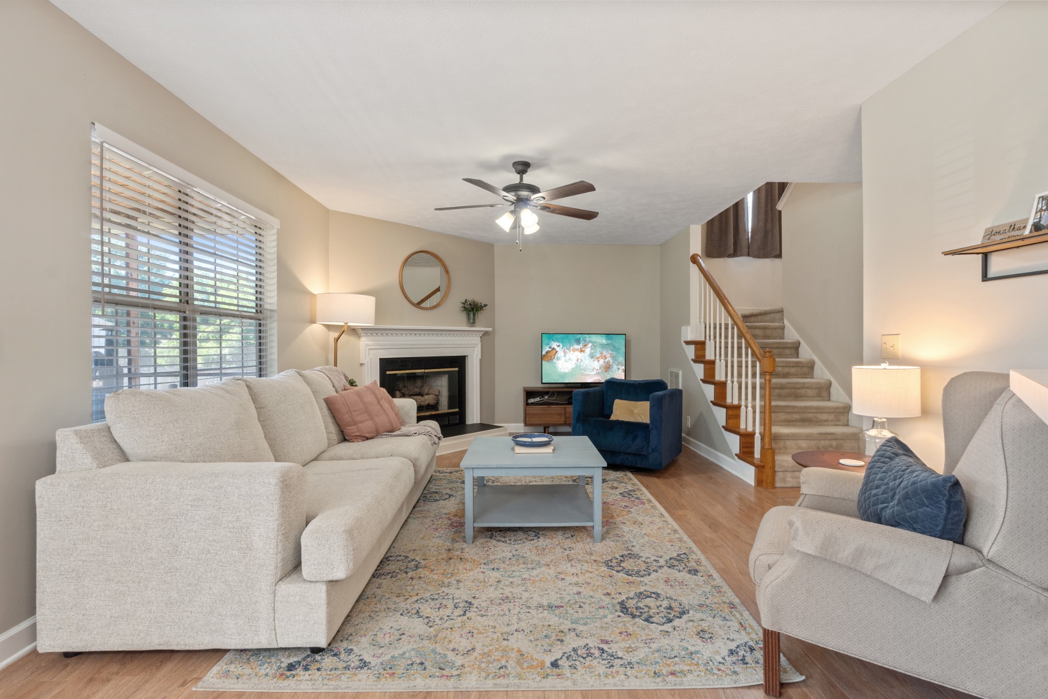3605 Applewood Ln