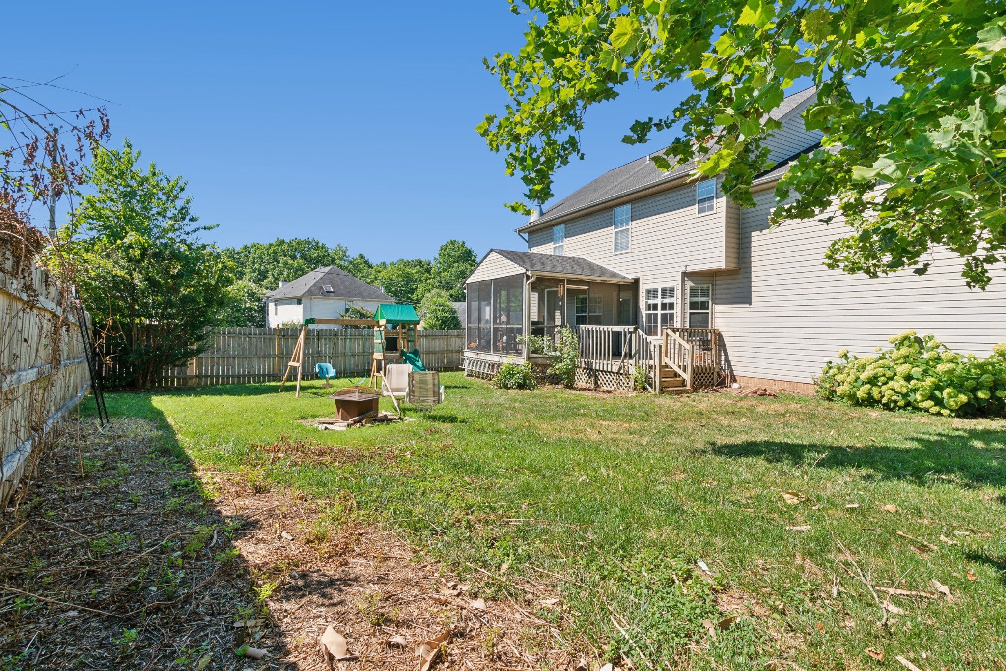 3605 Applewood Ln
