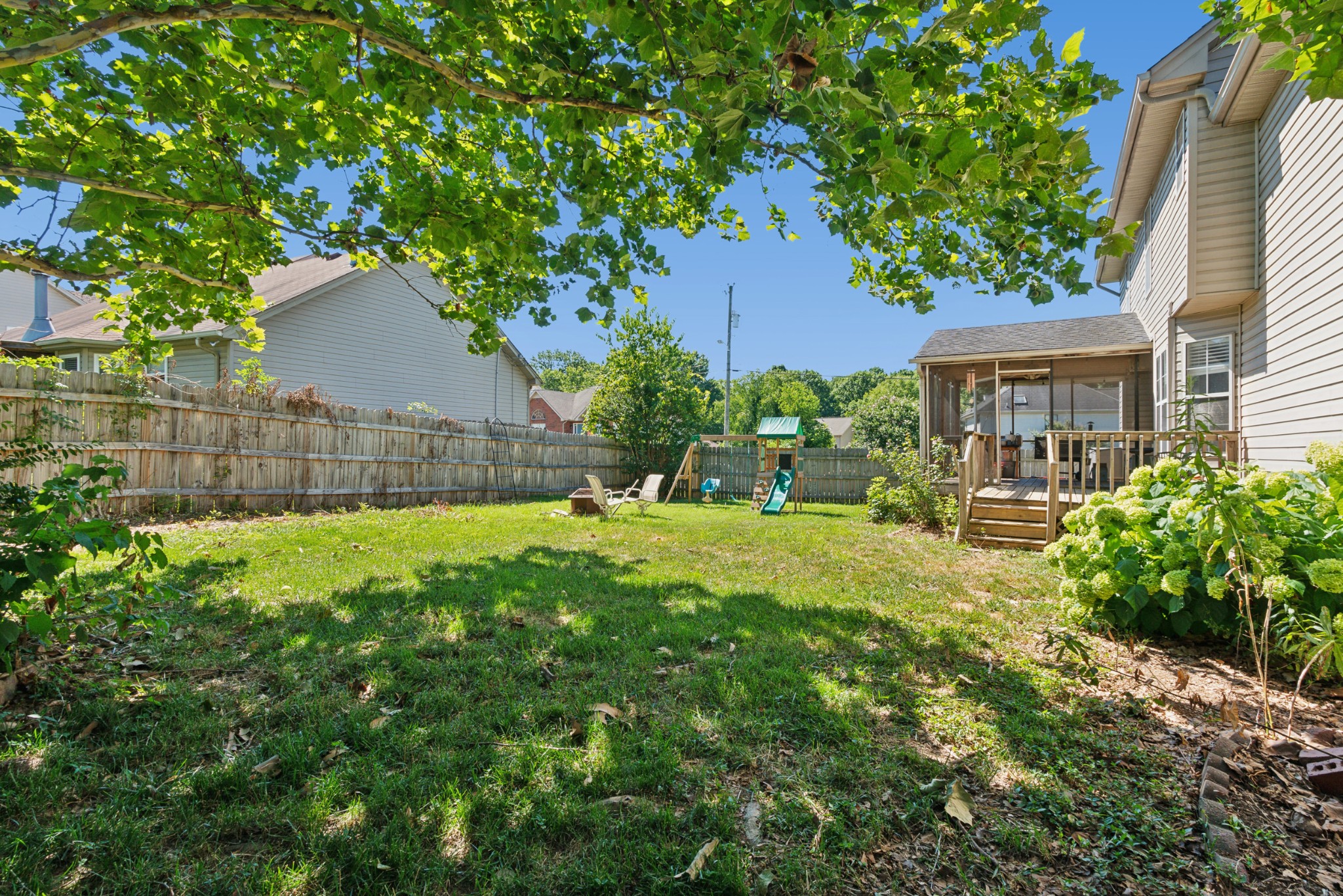 3605 Applewood Ln