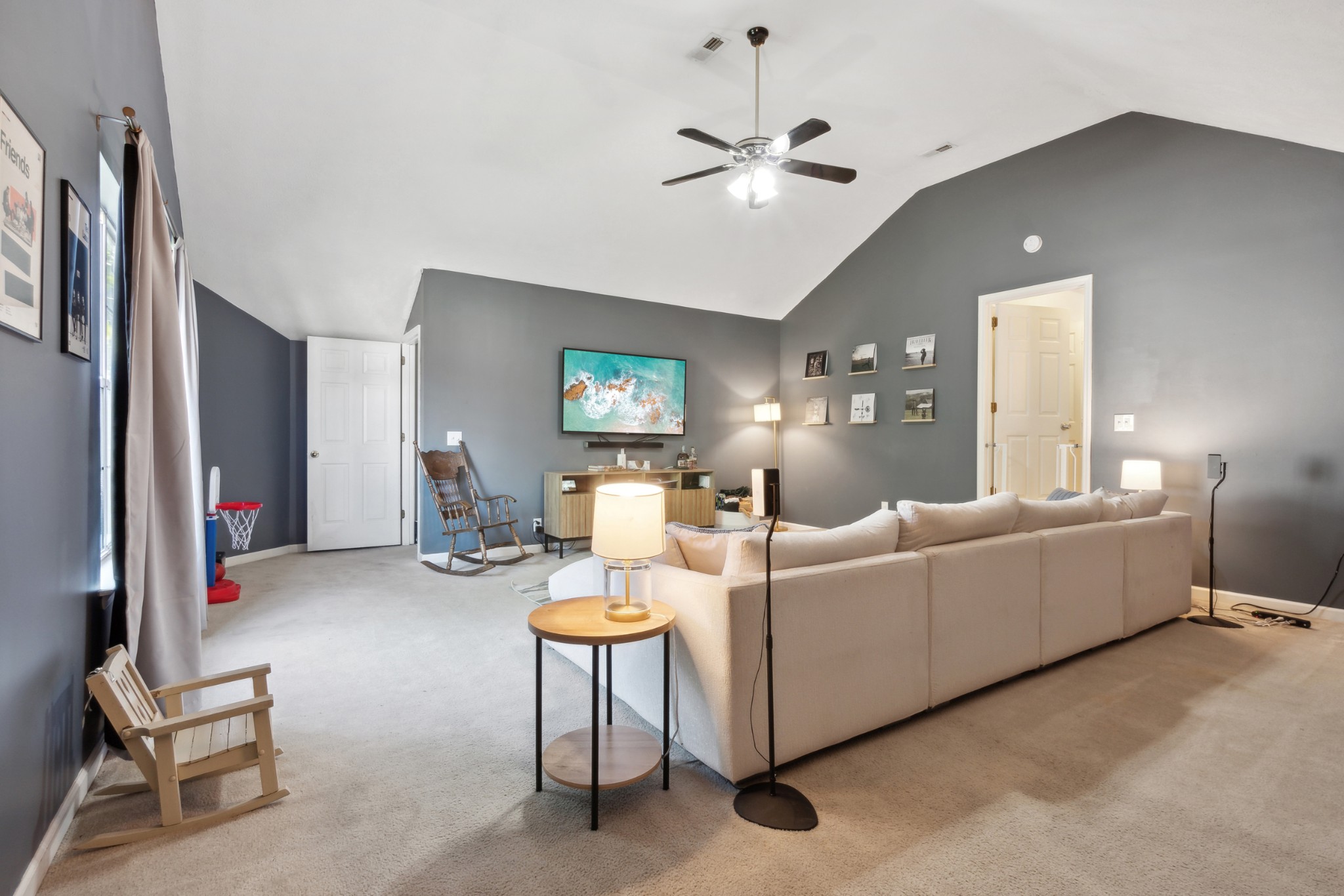 3605 Applewood Ln