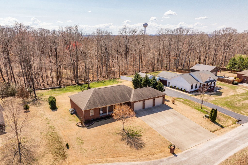 156 Kyle Ln