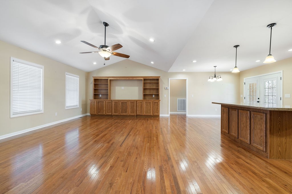 156 Kyle Ln